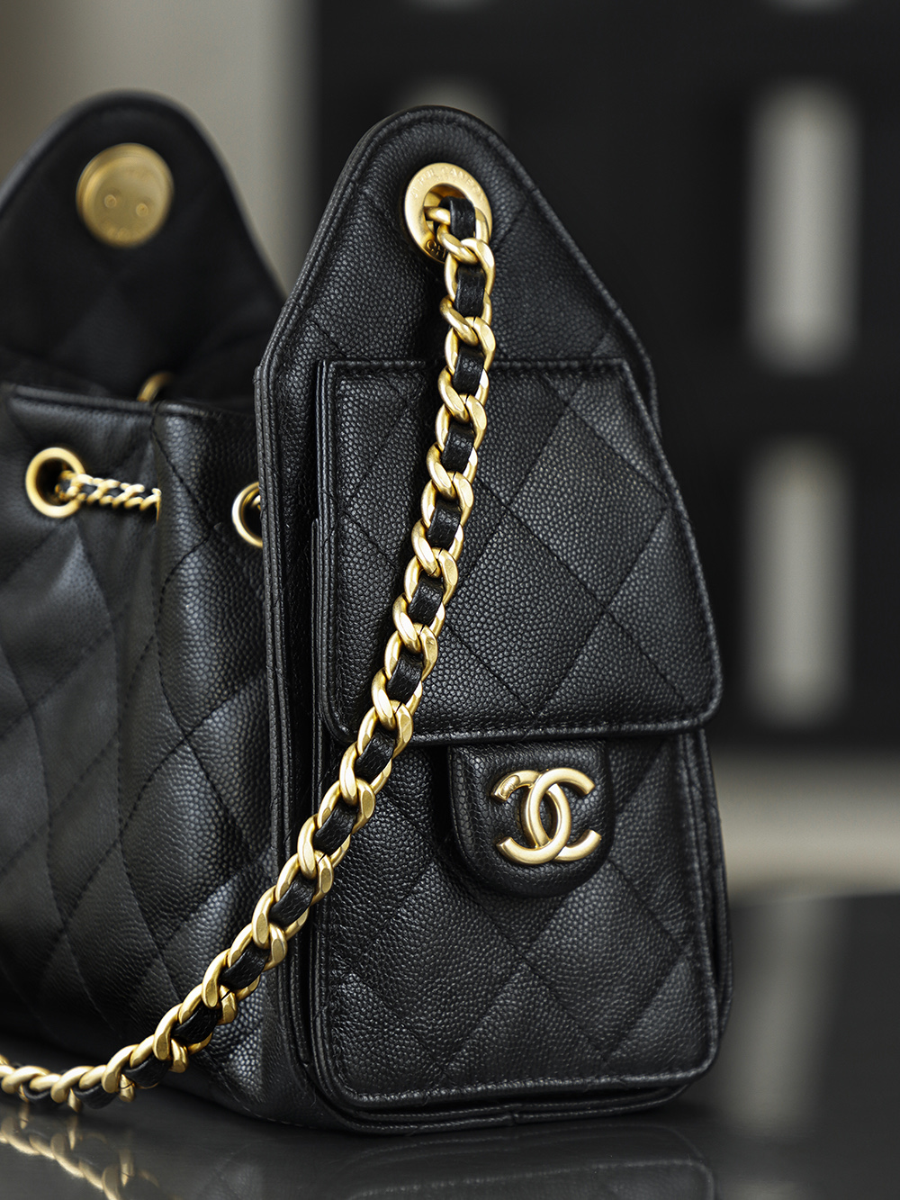 CHA 25bag 26C mini  High-End Replica Luxury Reps 嬉皮包单肩包 黑色颗粒 A5 AS5631-B20304-94305