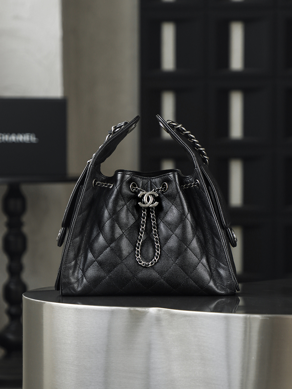 CHA 25bag 26C mini  High-End Replica Luxury Reps 嬉皮包单肩包 麂皮 黑银 A5  