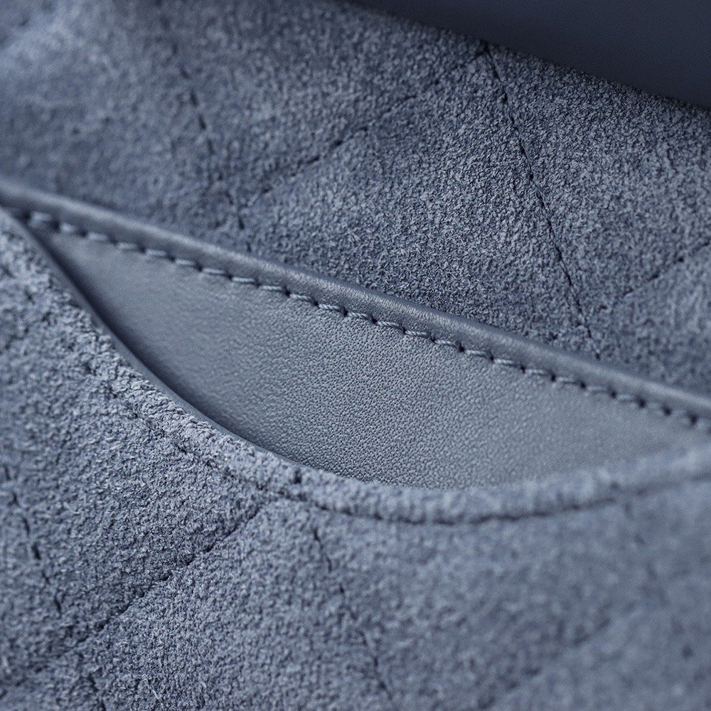 CHA 25bag 25C  Small High-End Replica Luxury Reps 嬉皮包单肩包 麂皮 蓝色 A5 AS5293