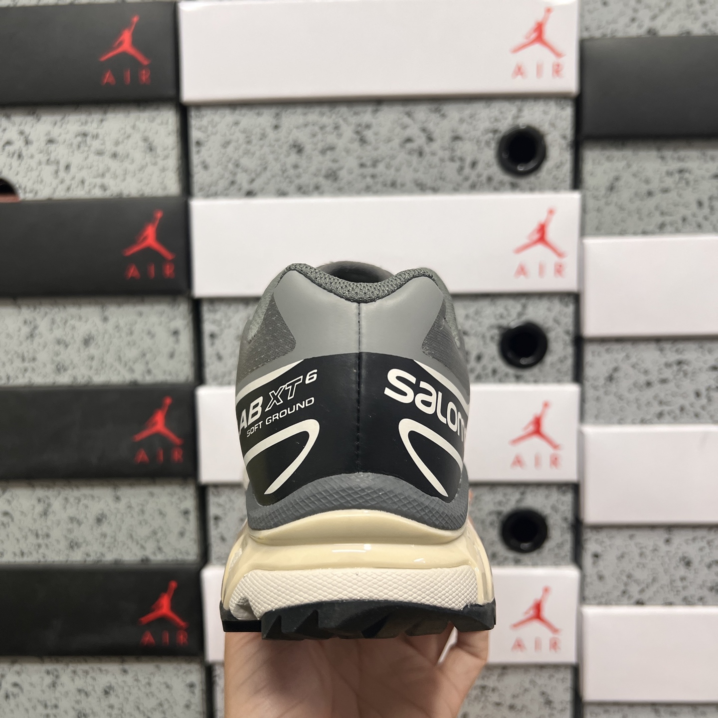 SALOMON XT-6  萨洛蒙  低筒 减震防滑 户外 跑步鞋 运动鞋 登山 男鞋 女鞋  波鞋 （版型偏小一码）灰色 473057