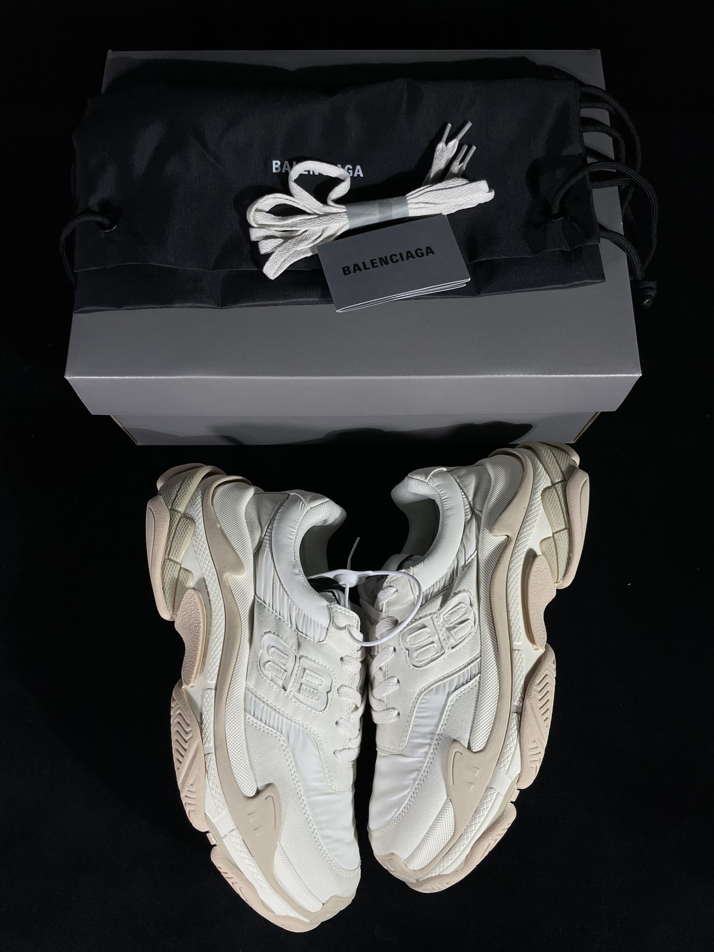 Balenciaga Triple S   津布 巴黎世家  老爹鞋 运动 复古板鞋 休闲鞋 男鞋 女鞋  灰色 