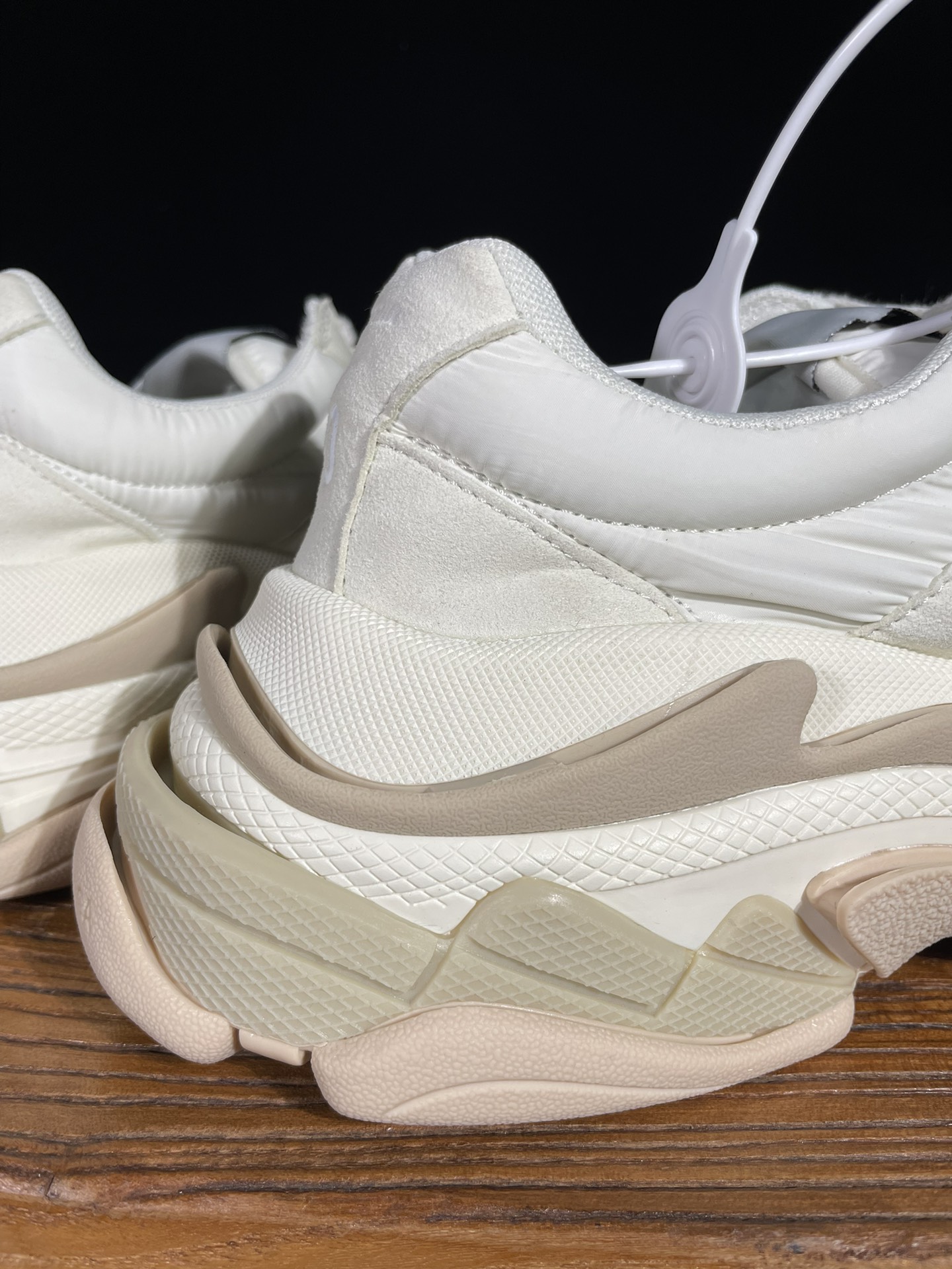 Balenciaga Triple S   津布 巴黎世家  老爹鞋 运动 复古板鞋 休闲鞋 男鞋 女鞋  灰色 