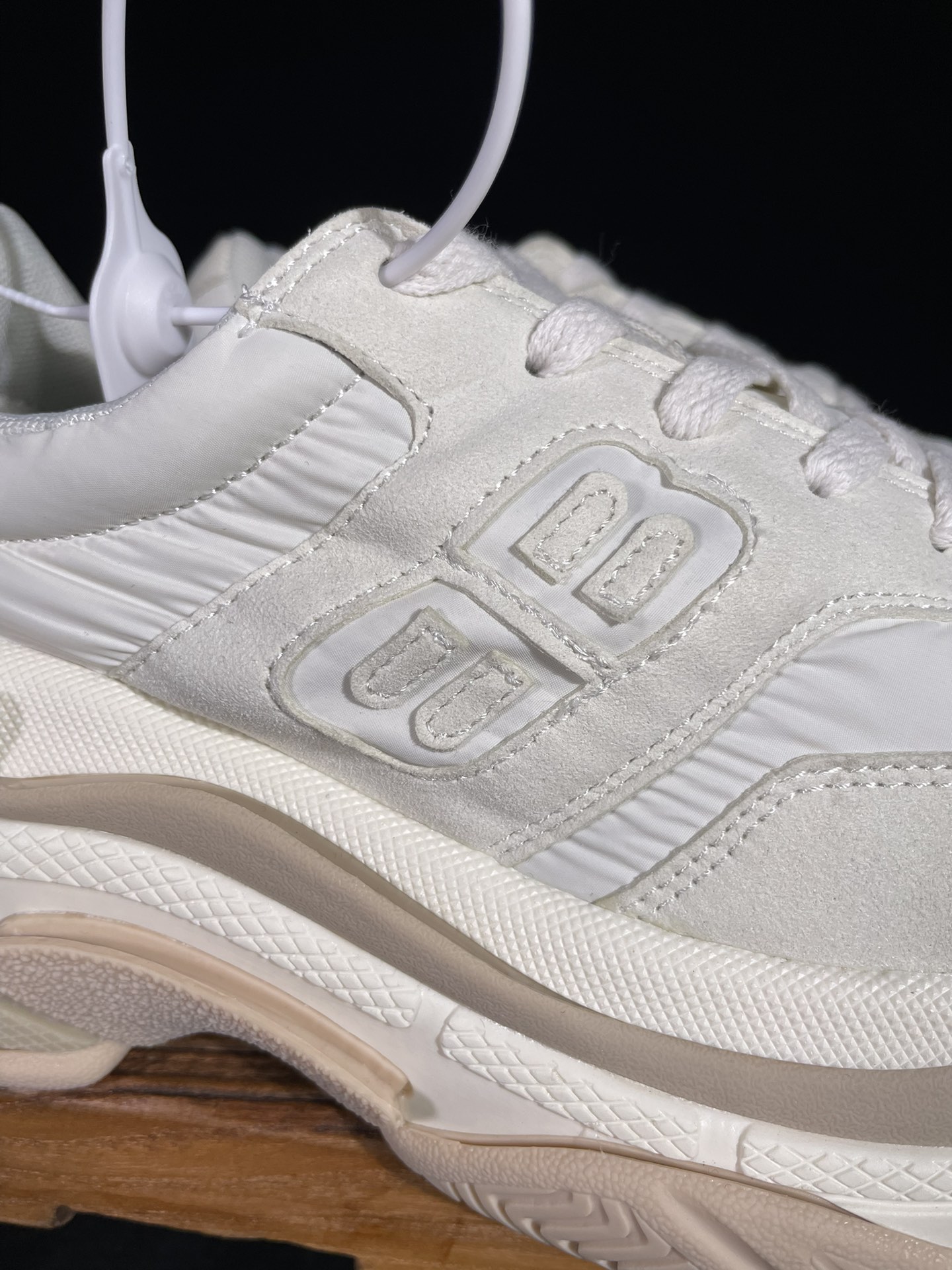 Balenciaga Triple S   津布 巴黎世家  老爹鞋 运动 复古板鞋 休闲鞋 男鞋 女鞋  灰色 