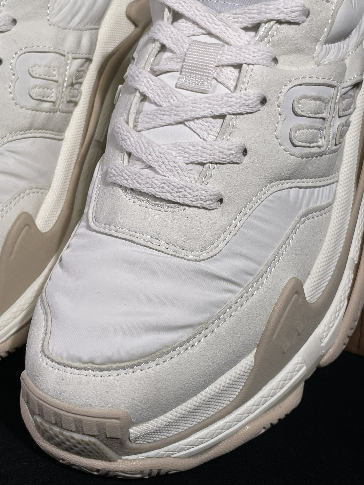 Balenciaga Triple S   津布 巴黎世家  老爹鞋 运动 复古板鞋 休闲鞋 男鞋 女鞋  灰色 