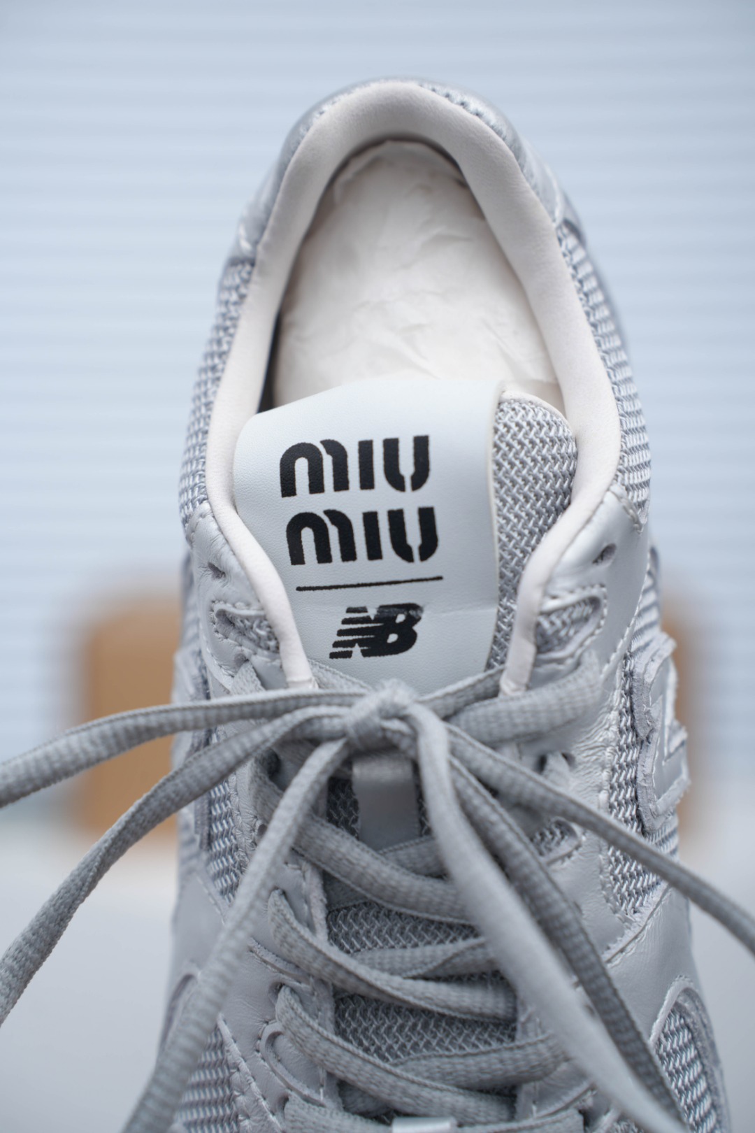 Miumiu x New Balance NB530 低筒 平底 复古跑鞋 休闲鞋 板鞋 运动鞋  女鞋 波鞋银色