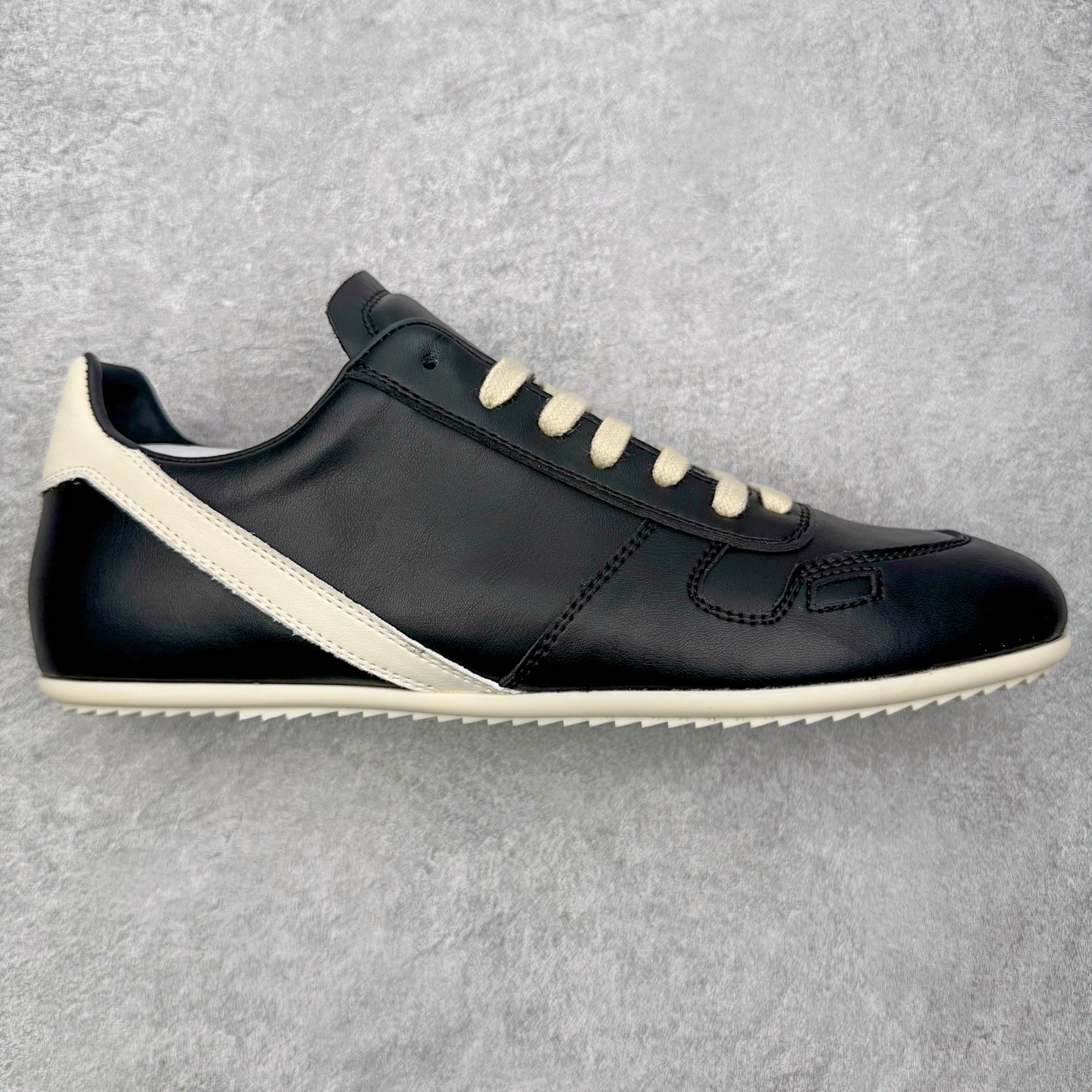 RICK OWENS/RO RUNNER  RO  低筒  板鞋 休闲鞋 波鞋 男鞋  平底 牛皮 黑色 RU02E1889LCO-911