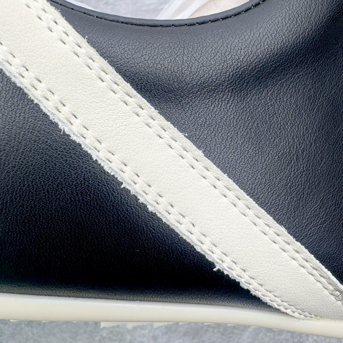 RICK OWENS/RO RUNNER  RO  低筒  板鞋 休闲鞋 波鞋 男鞋  平底 牛皮 黑色 RU02E1889LCO-911