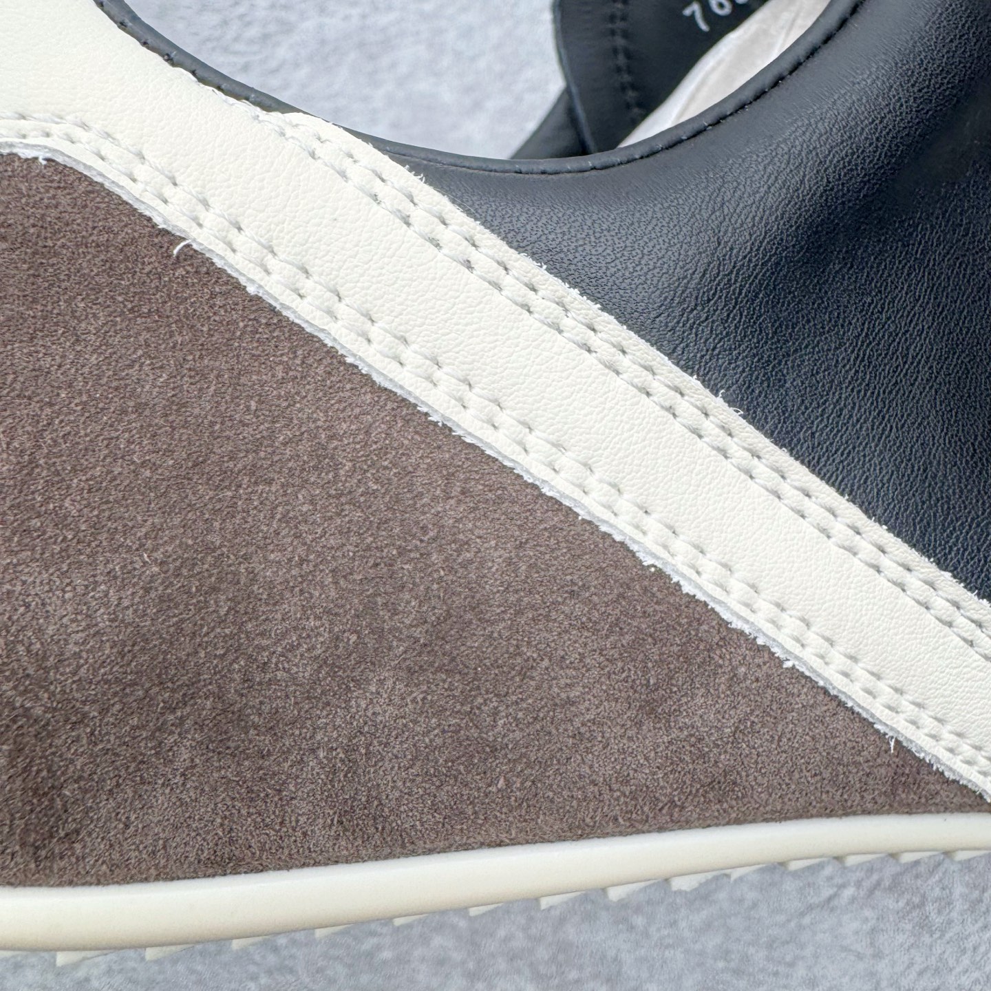 RICK OWENS/RO RUNNER  RO  低筒  板鞋 休闲鞋 波鞋 男鞋  平底 麂皮 棕色 RU02E1889LVOOCO-78911