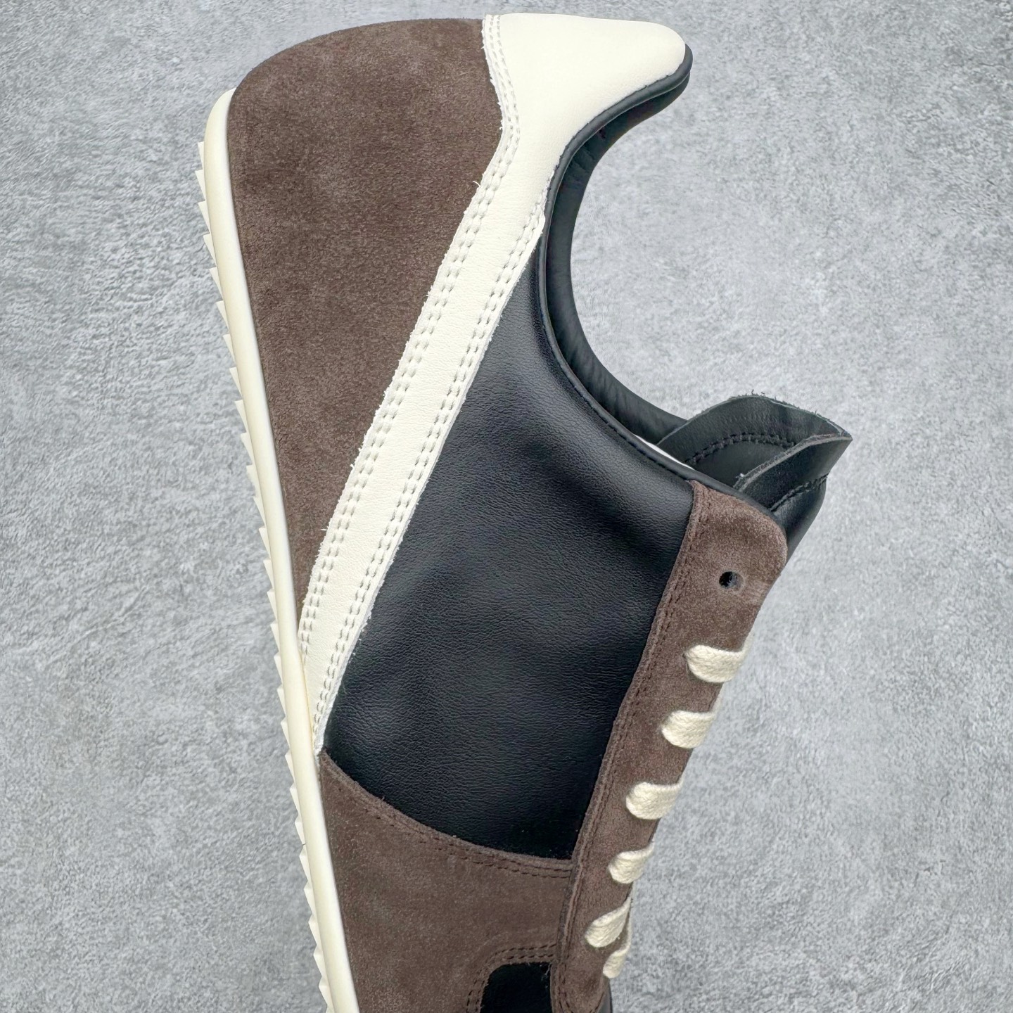 RICK OWENS/RO RUNNER  RO  低筒  板鞋 休闲鞋 波鞋 男鞋  平底 麂皮 棕色 RU02E1889LVOOCO-78911