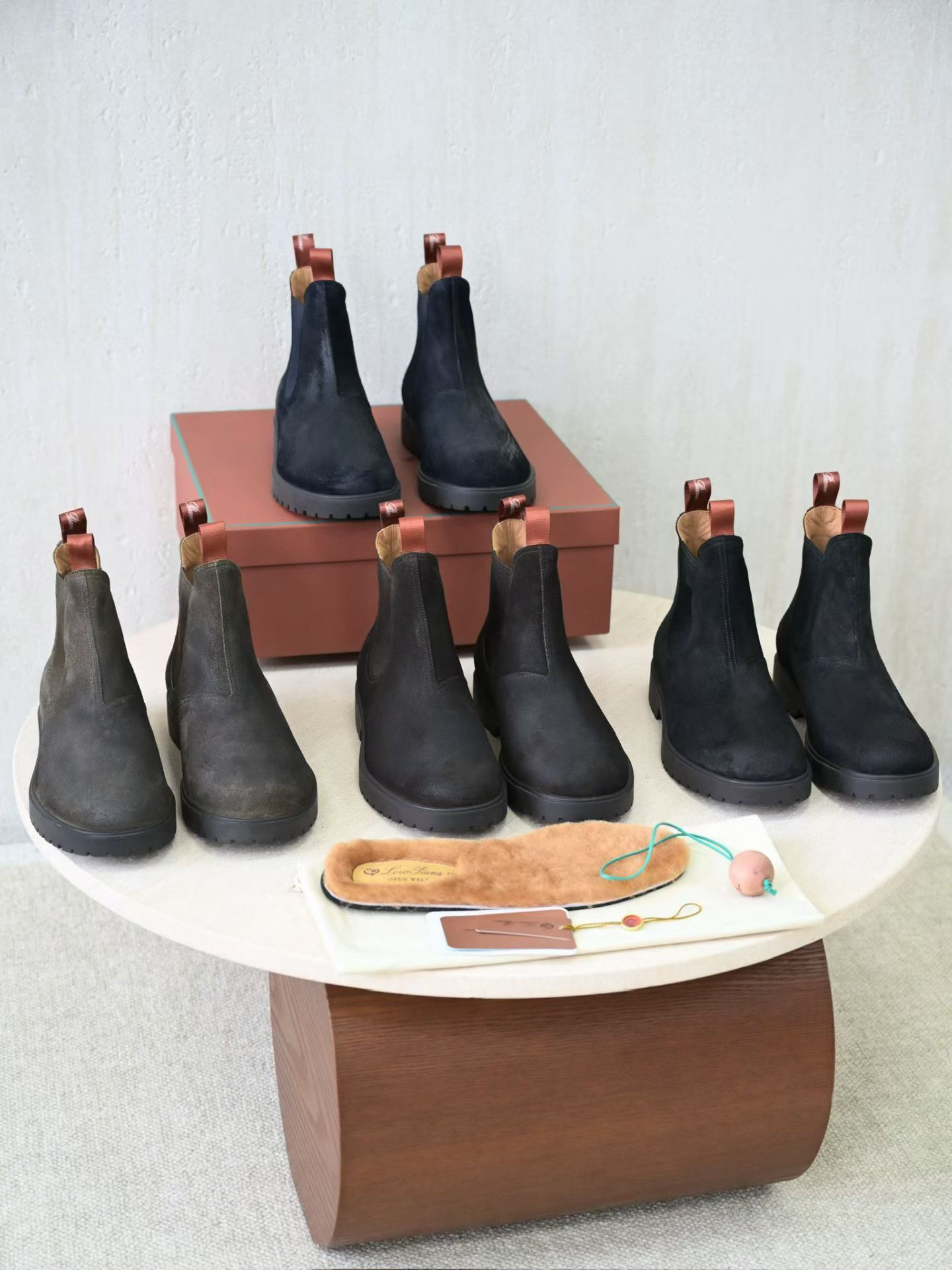 Loro Piana LP Summer Walk / End Walk — Low-Top, Comfortable, and Casual Men's Shoes (Suede) | High-Top Chelsea Boots FAP6922_H027