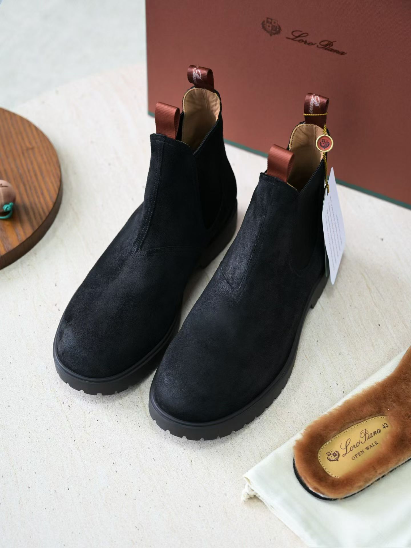 Loro Piana LP Summer Walk / End Walk — Low-Top, Comfortable, and Casual Men's Shoes (Suede) | High-Top Chelsea Boots FAP6922_H027