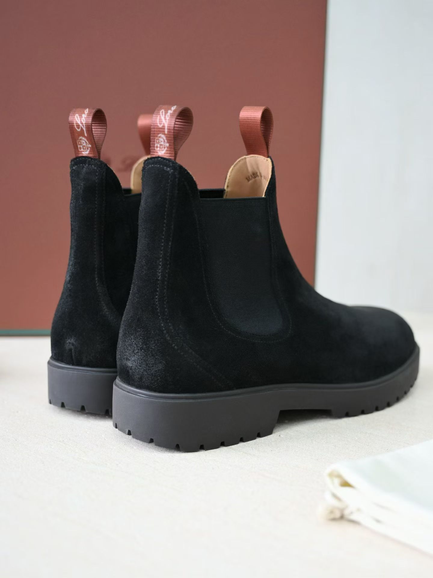 Loro Piana LP Summer Walk / End Walk — Low-Top, Comfortable, and Casual Men's Shoes (Suede) | High-Top Chelsea Boots FAP6922_H027