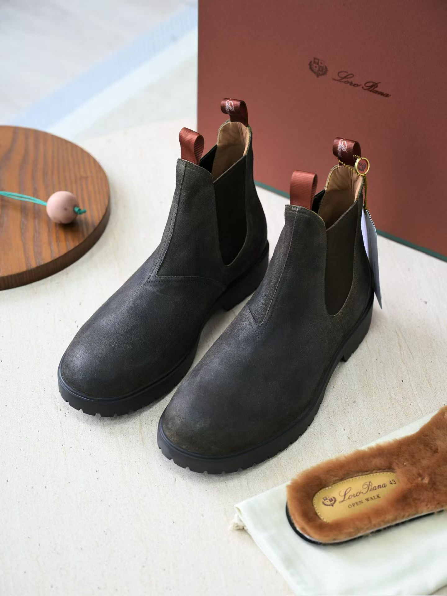 Loro Piana LP Summer Walk / End Walk — Low-Top, Comfortable, and Casual Men's Shoes (Suede) | High-Top Chelsea Boots FAP6922_H027