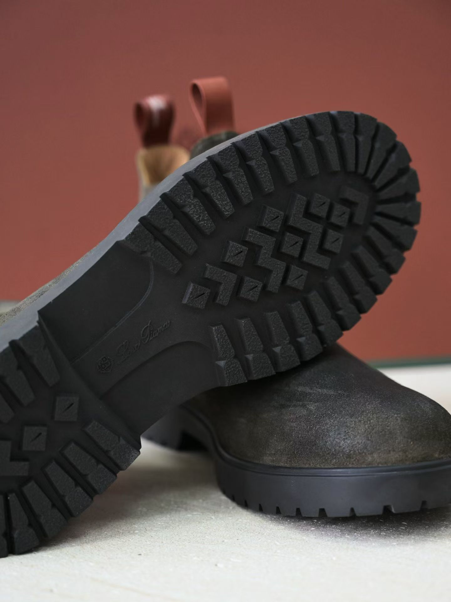 Loro Piana LP Summer Walk / End Walk — Low-Top, Comfortable, and Casual Men's Shoes (Suede) | High-Top Chelsea Boots FAP6922_H027