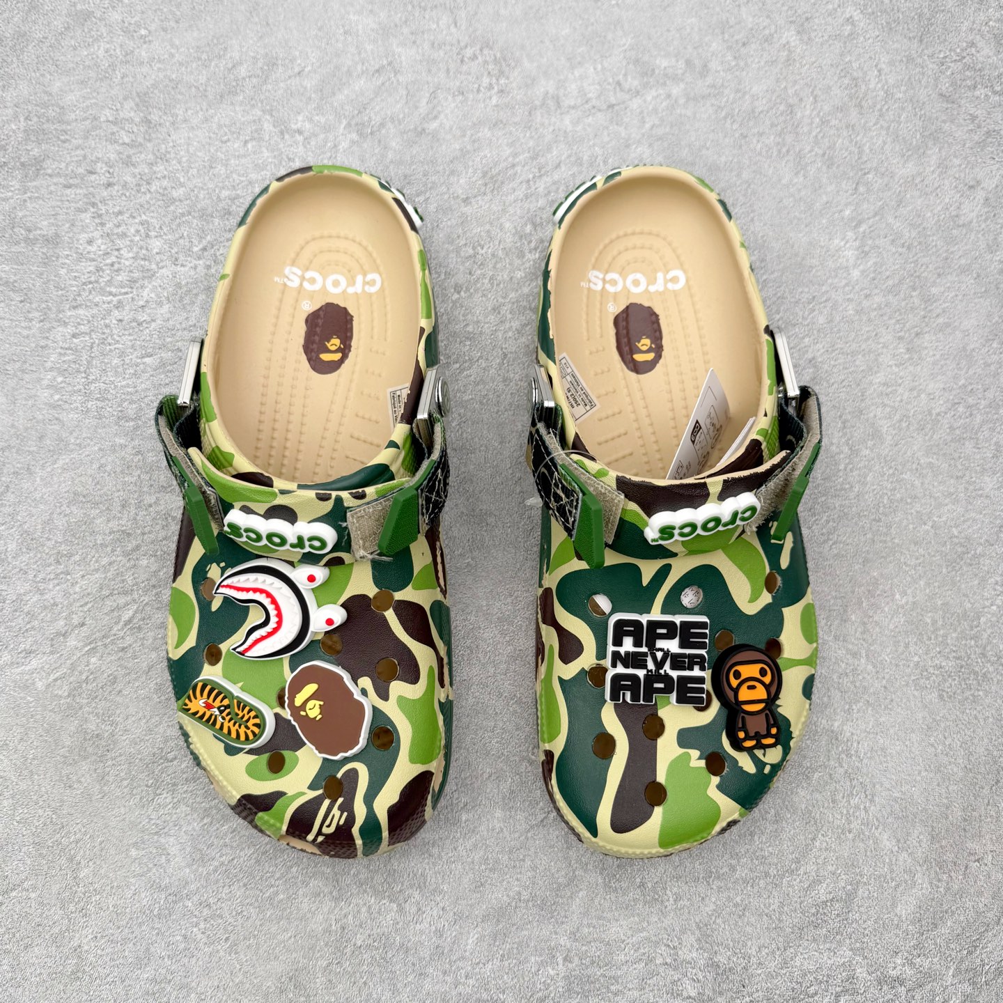 BATHING APE x Crocs Classic clog 卡骆驰  EVA 通勤 凉鞋 室内外 拖鞋 沙滩鞋  洞洞鞋  