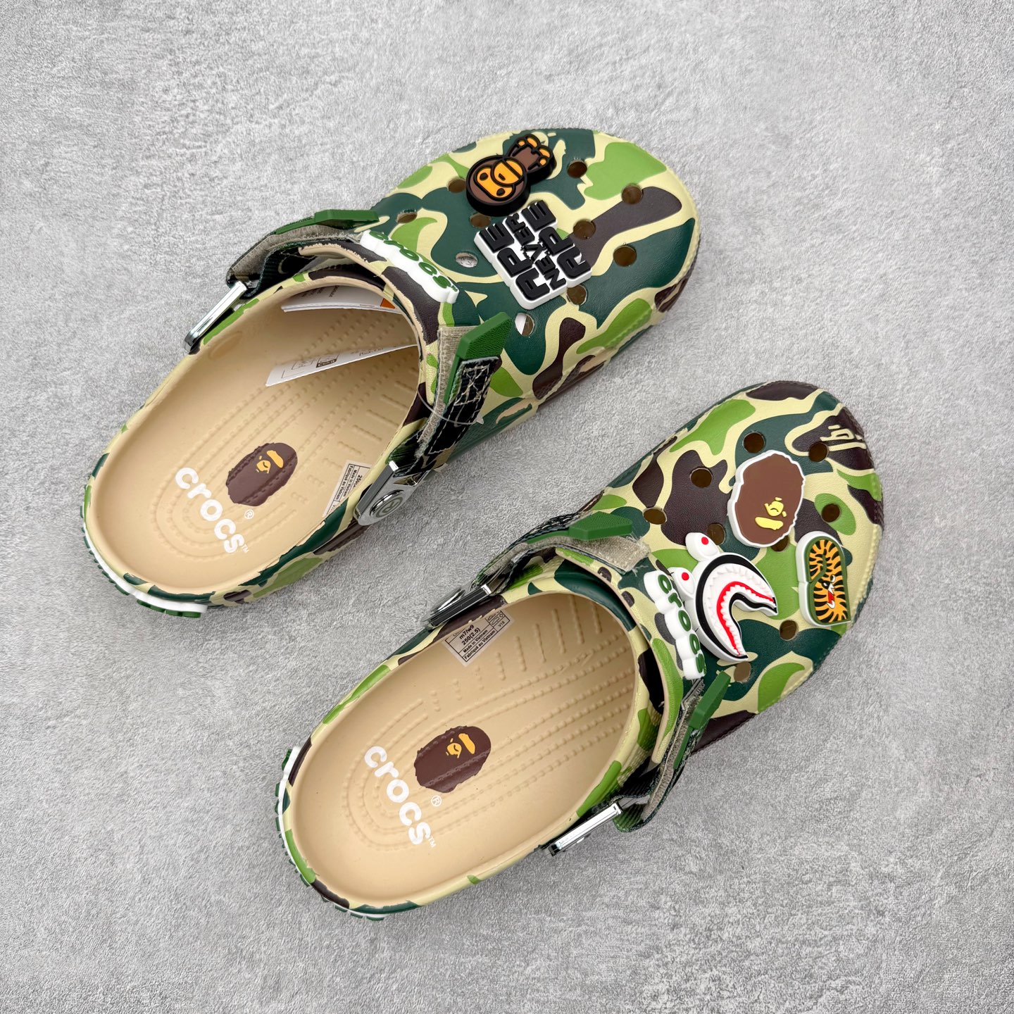 BATHING APE x Crocs Classic clog 卡骆驰  EVA 通勤 凉鞋 室内外 拖鞋 沙滩鞋  洞洞鞋  