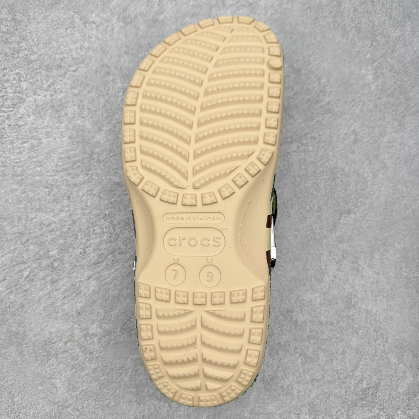 BATHING APE x Crocs Classic clog 卡骆驰  EVA 通勤 凉鞋 室内外 拖鞋 沙滩鞋  洞洞鞋  