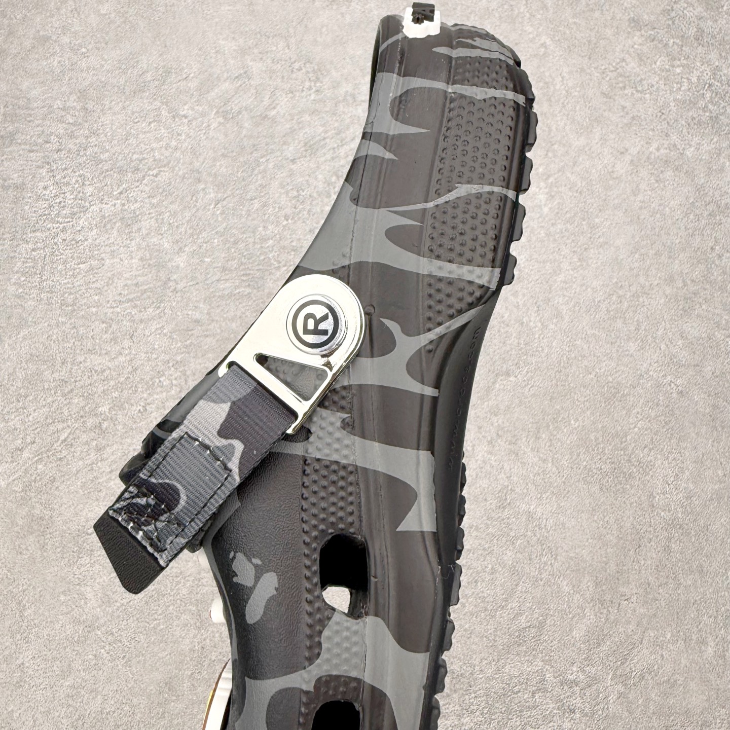 BATHING APE x Crocs Classic clog 卡骆驰  EVA 通勤 凉鞋 室内外 拖鞋 沙滩鞋  洞洞鞋  