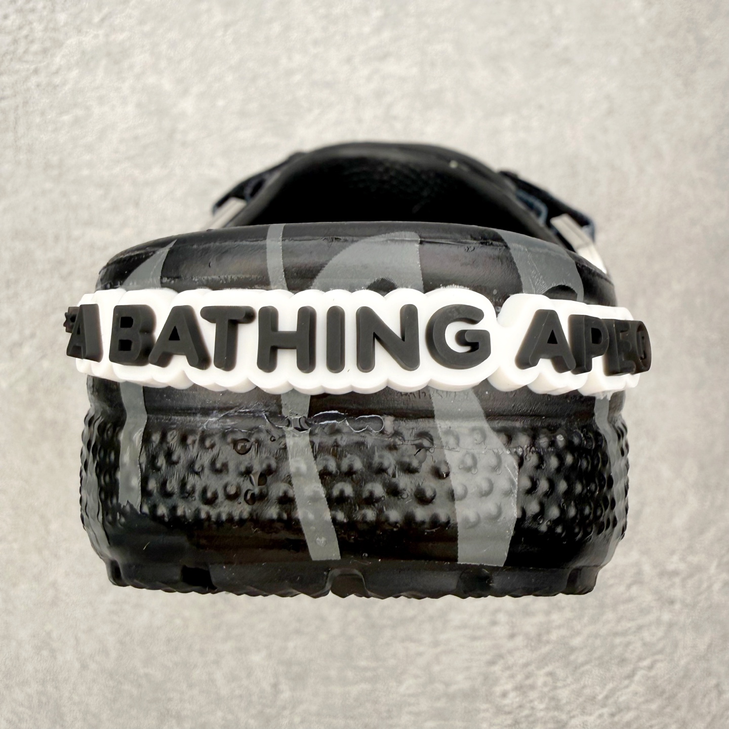 BATHING APE x Crocs Classic clog 卡骆驰  EVA 通勤 凉鞋 室内外 拖鞋 沙滩鞋  洞洞鞋  