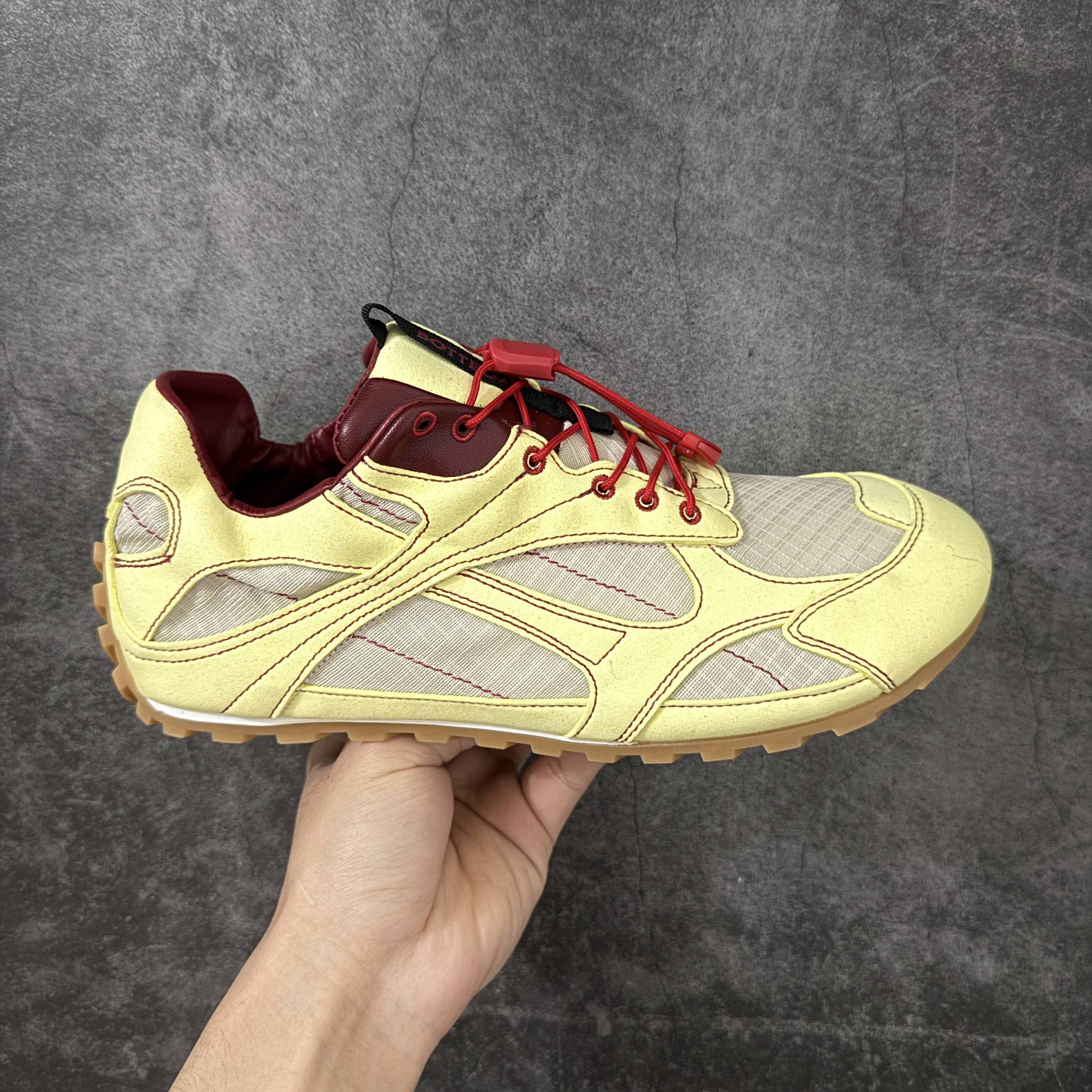 BV Orbit Runner 葆蝶 低筒 时尚舒适 老爹鞋 生活休闲鞋 板鞋 波鞋  抽绳 856046V65D19012