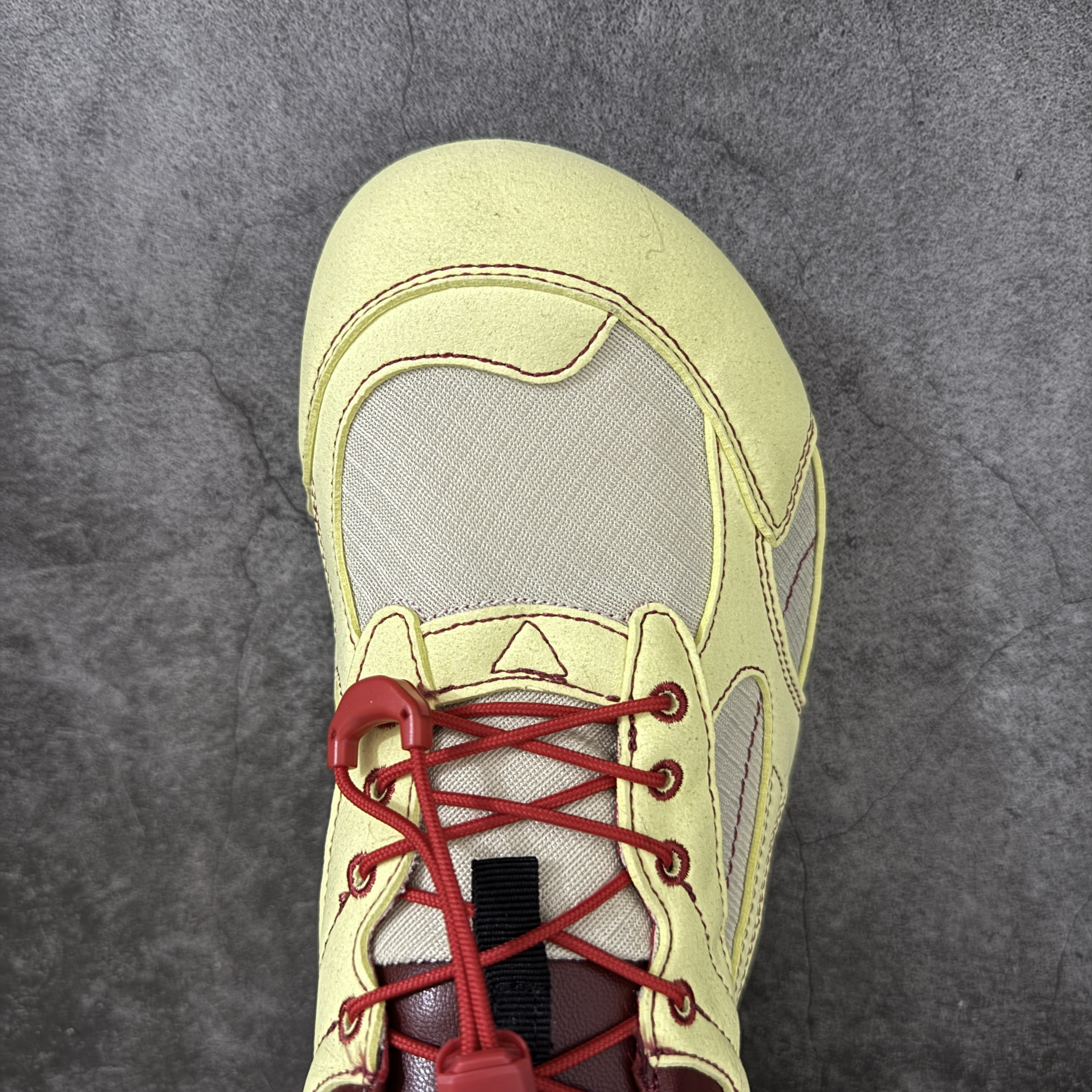 BV Orbit Runner 葆蝶 低筒 时尚舒适 老爹鞋 生活休闲鞋 板鞋 波鞋  抽绳 856046V65D19012