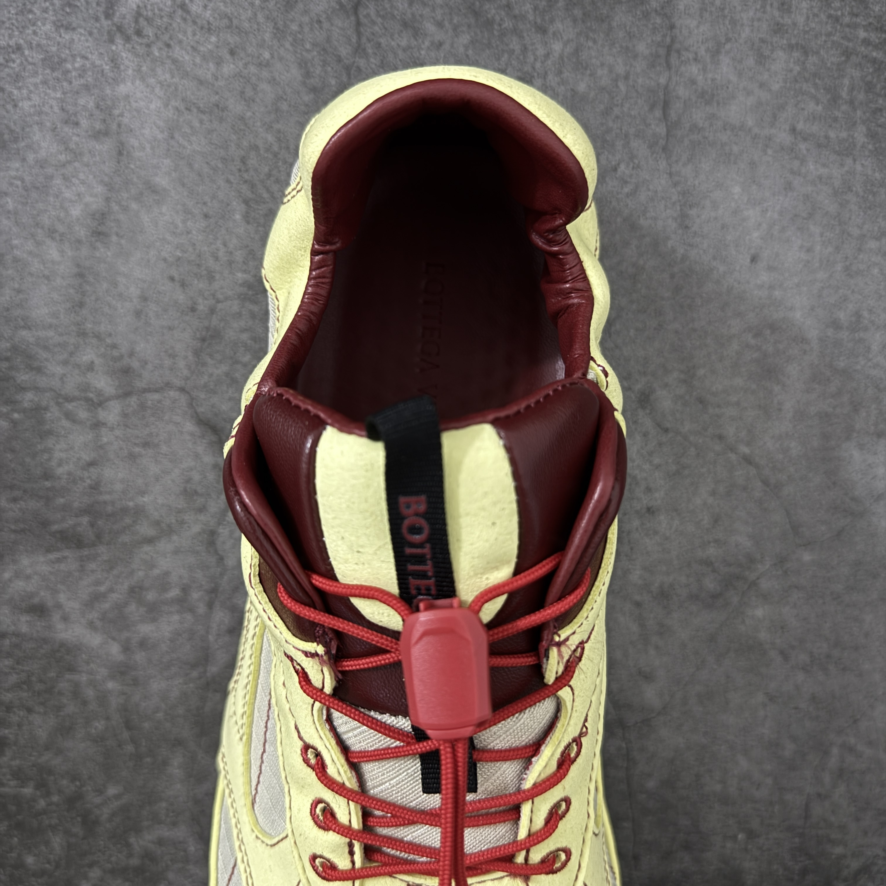 BV Orbit Runner 葆蝶 低筒 时尚舒适 老爹鞋 生活休闲鞋 板鞋 波鞋  抽绳 856046V65D19012