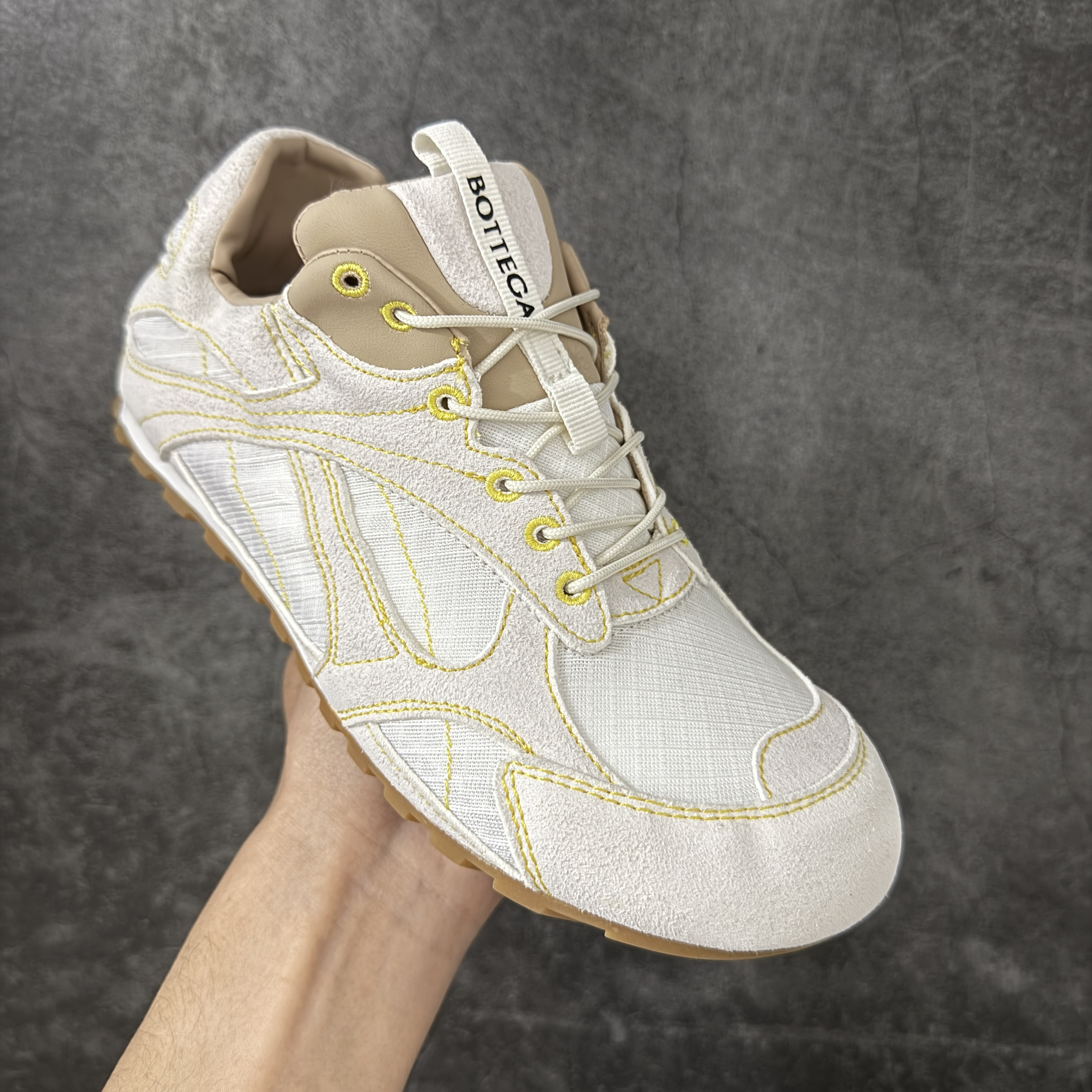 BV Orbit Runner 葆蝶 低筒 时尚舒适 老爹鞋 生活休闲鞋 板鞋 波鞋  抽绳 856046V65D19012