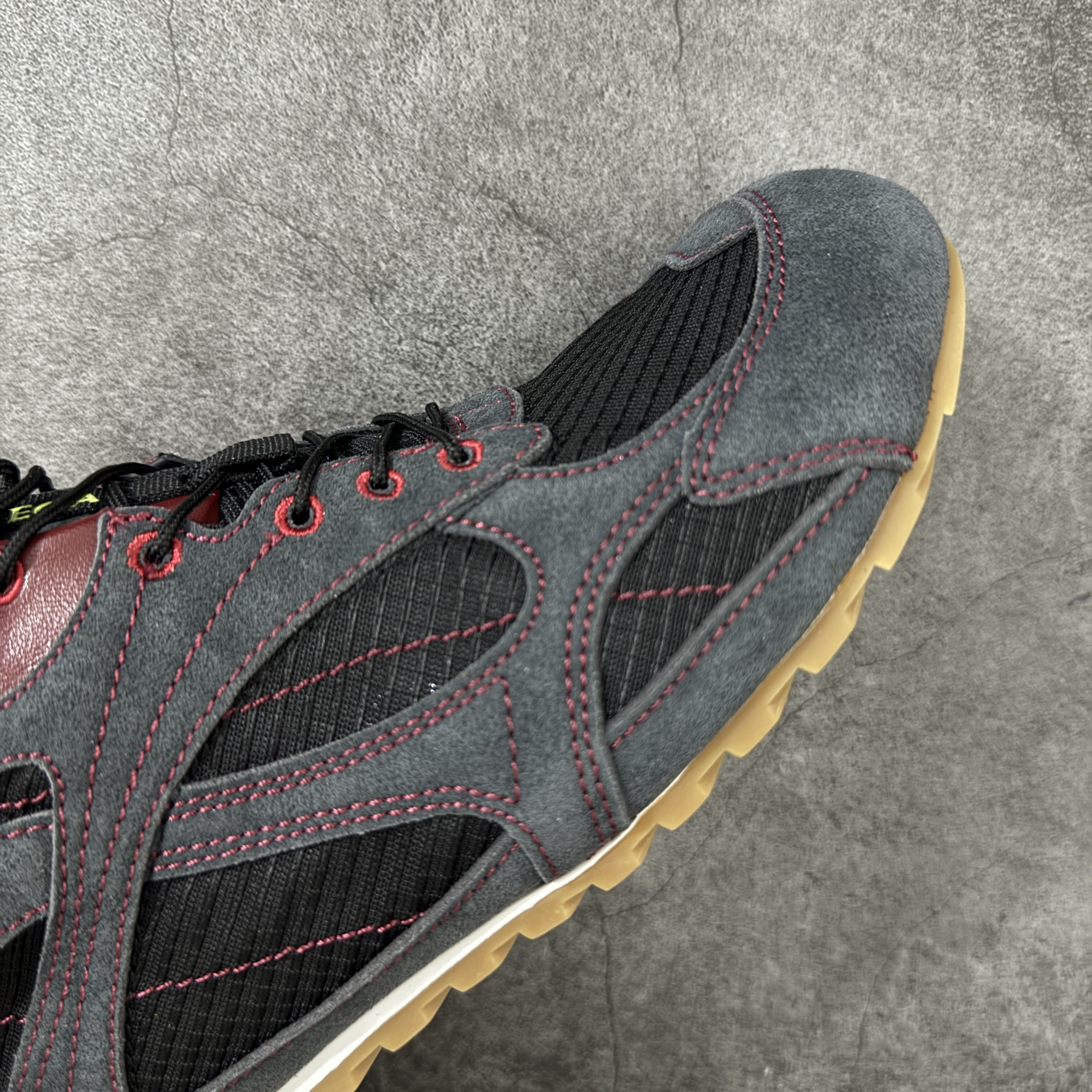 BV Orbit Runner 葆蝶 低筒 时尚舒适 老爹鞋 生活休闲鞋 板鞋 波鞋  抽绳 856046V65D19012