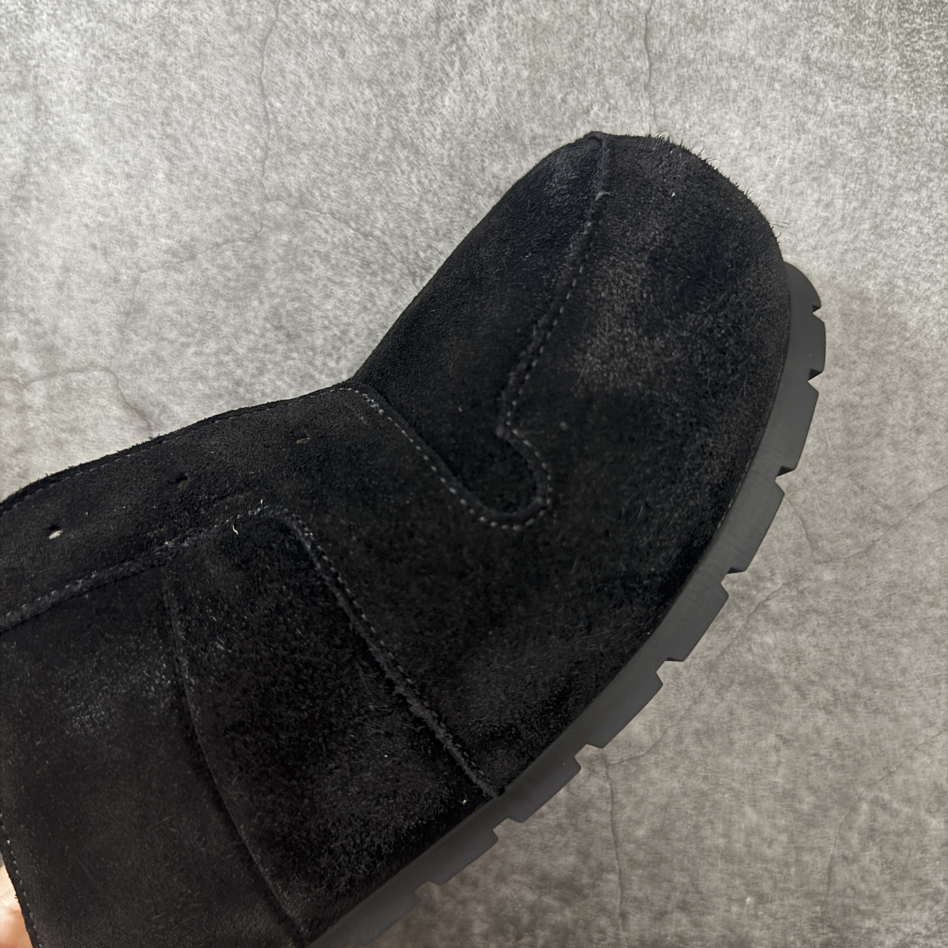 Balenciaga巴黎世家 Dumbo  低筒 包头 平底  户外室内 凉拖 男款 黑色 852708WCB421000