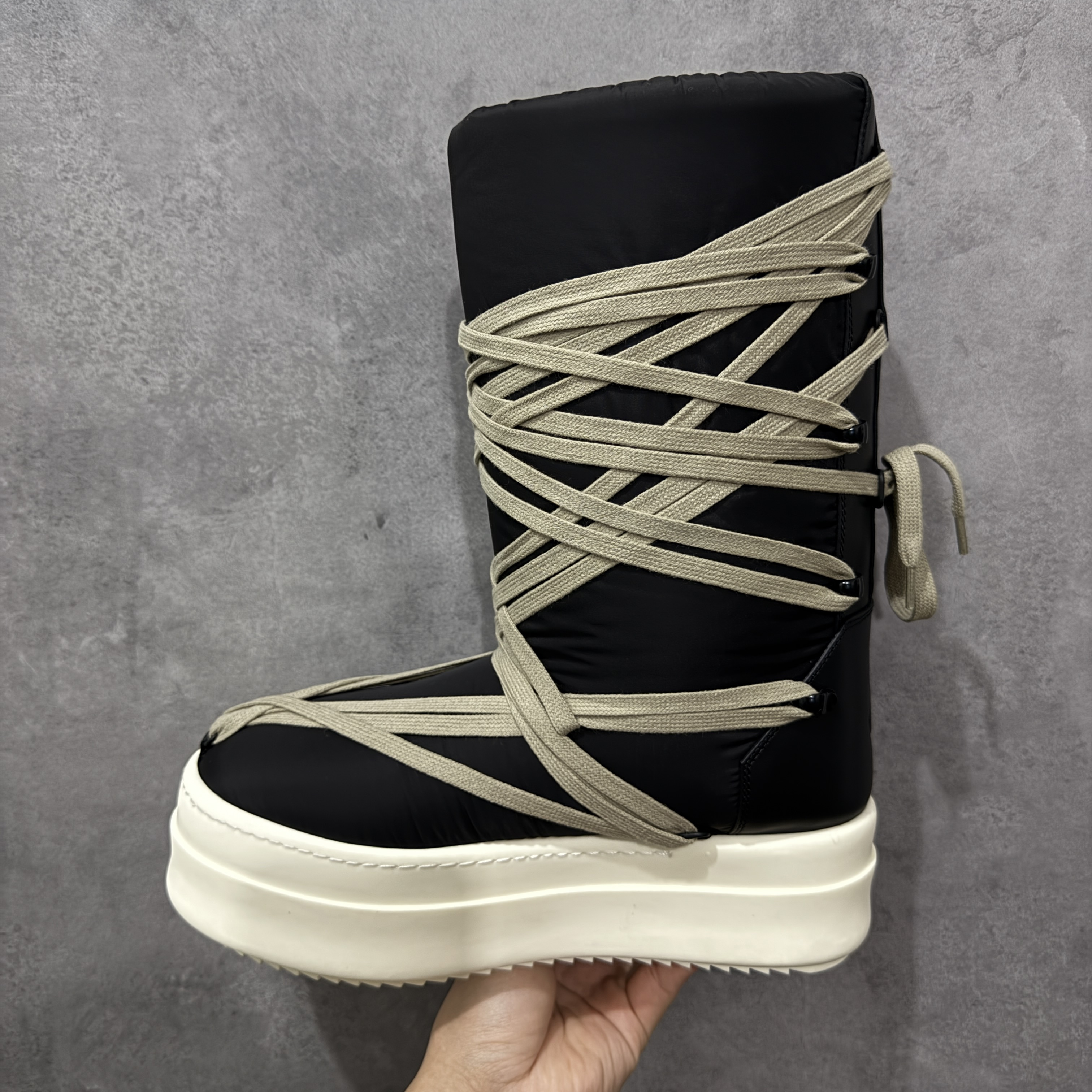 Moncler RICK OWENS RO 圆头 高筒  板鞋 休闲鞋 波鞋 男鞋   厚底  高筒 黑白 MU02C4H20M3863-999