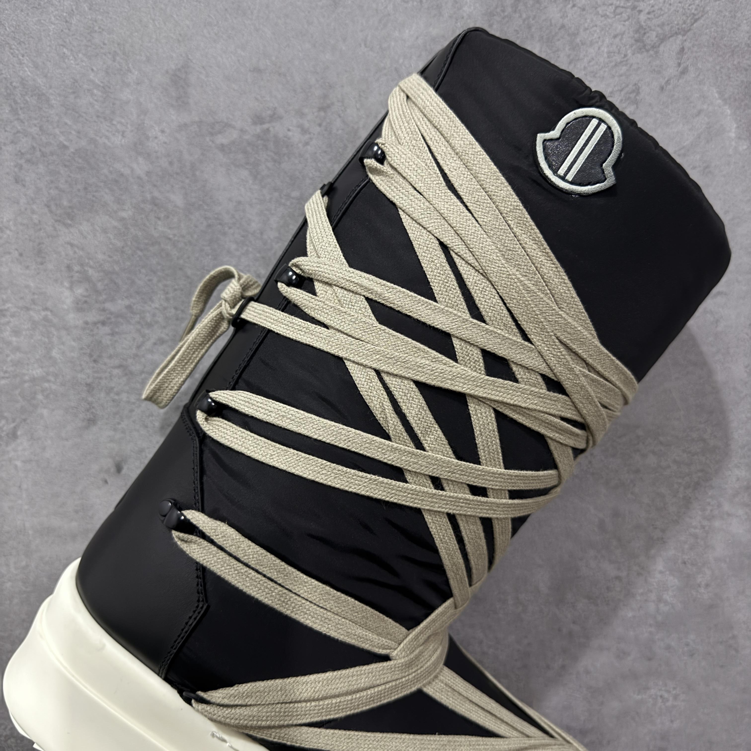 Moncler RICK OWENS RO 圆头 高筒  板鞋 休闲鞋 波鞋 男鞋   厚底  高筒 黑白 MU02C4H20M3863-999