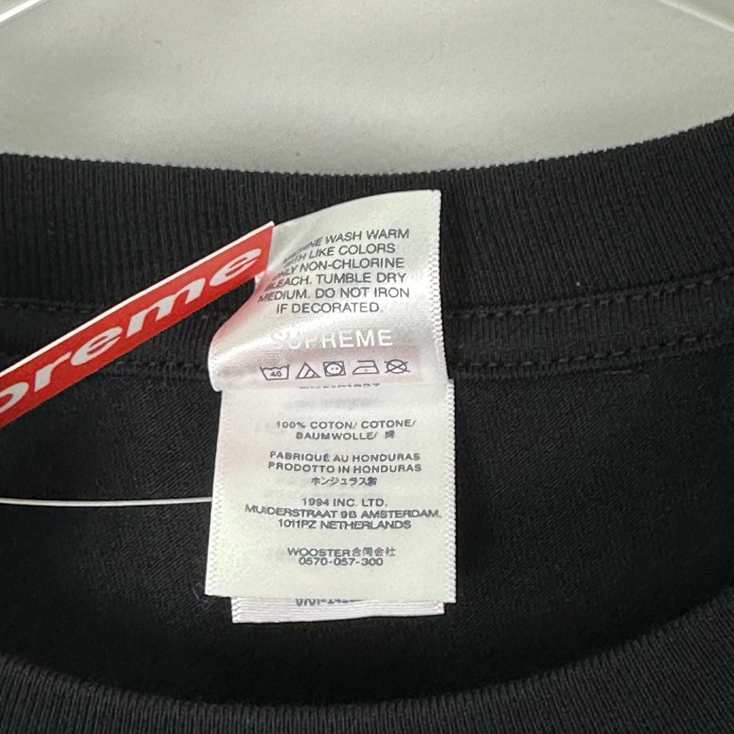 粘贴T恤 SUPREME FW25 STICK TEE 不可描述的短袖TEE  字母 印花 logo圆领 短袖T恤 男女同款 黑色 白色   