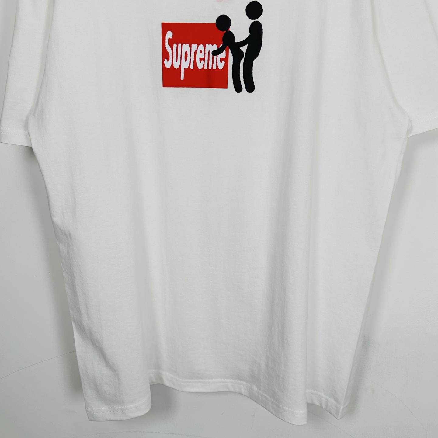 粘贴T恤 SUPREME FW25 STICK TEE 不可描述的短袖TEE  字母 印花 logo圆领 短袖T恤 男女同款 黑色 白色   