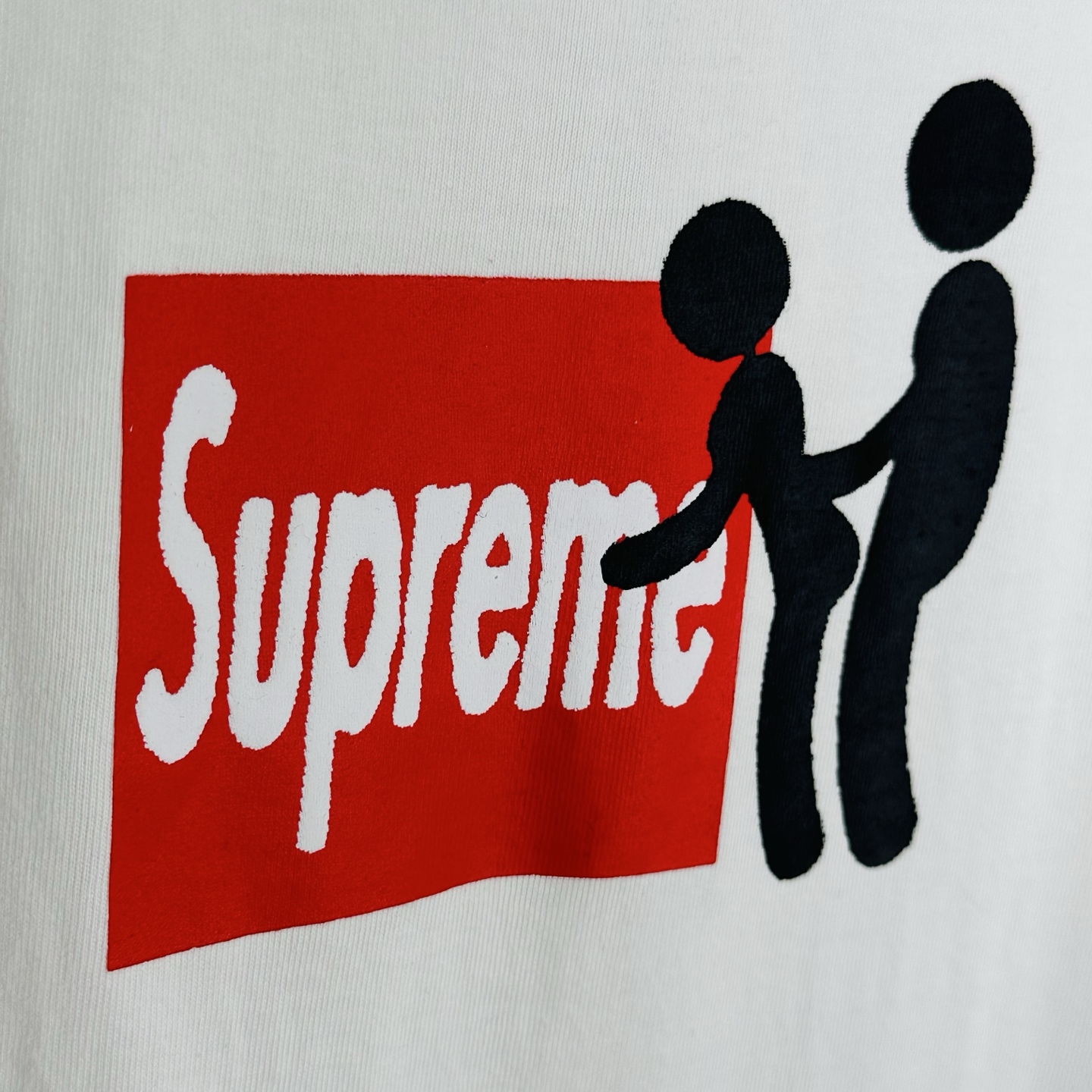 粘贴T恤 SUPREME FW25 STICK TEE 不可描述的短袖TEE  字母 印花 logo圆领 短袖T恤 男女同款 黑色 白色   
