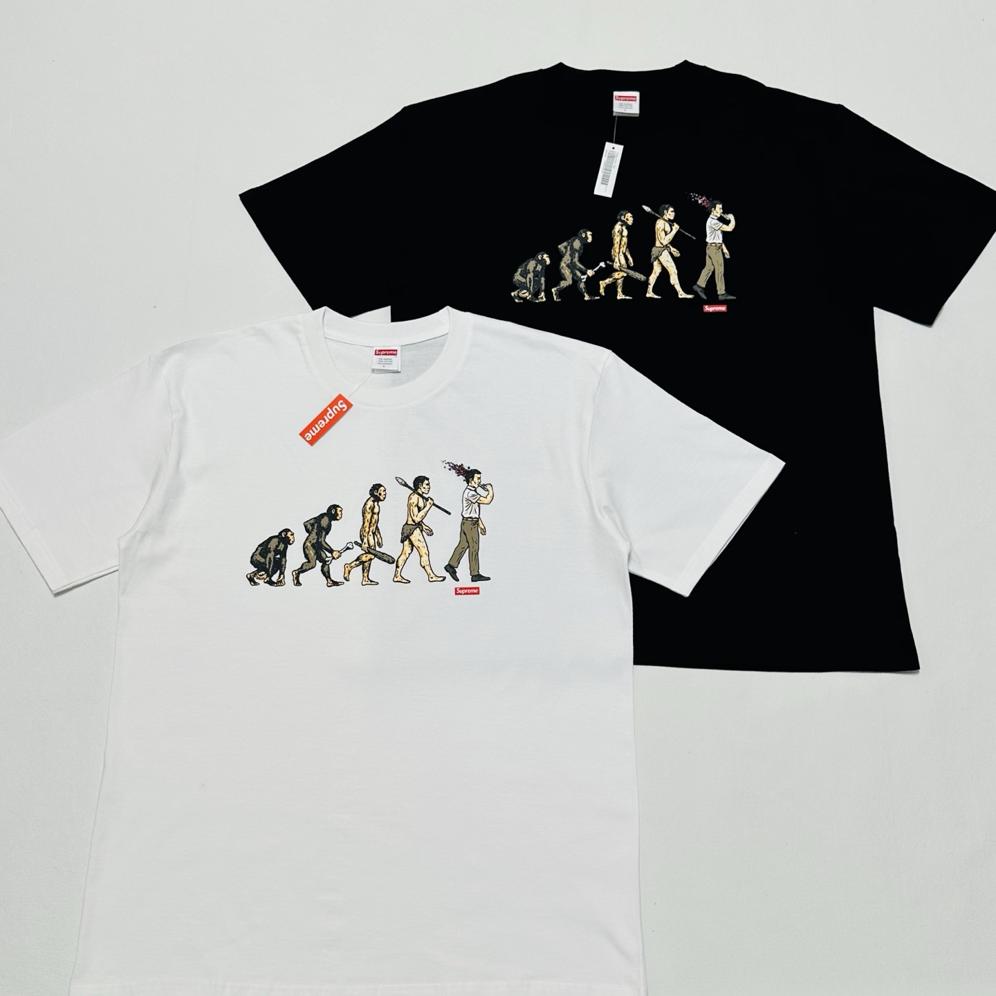 进化T恤 SUPREME SS26 EVOLUTION TEE  字母 印花 logo圆领 短袖T恤 男女同款 黑色 白色   