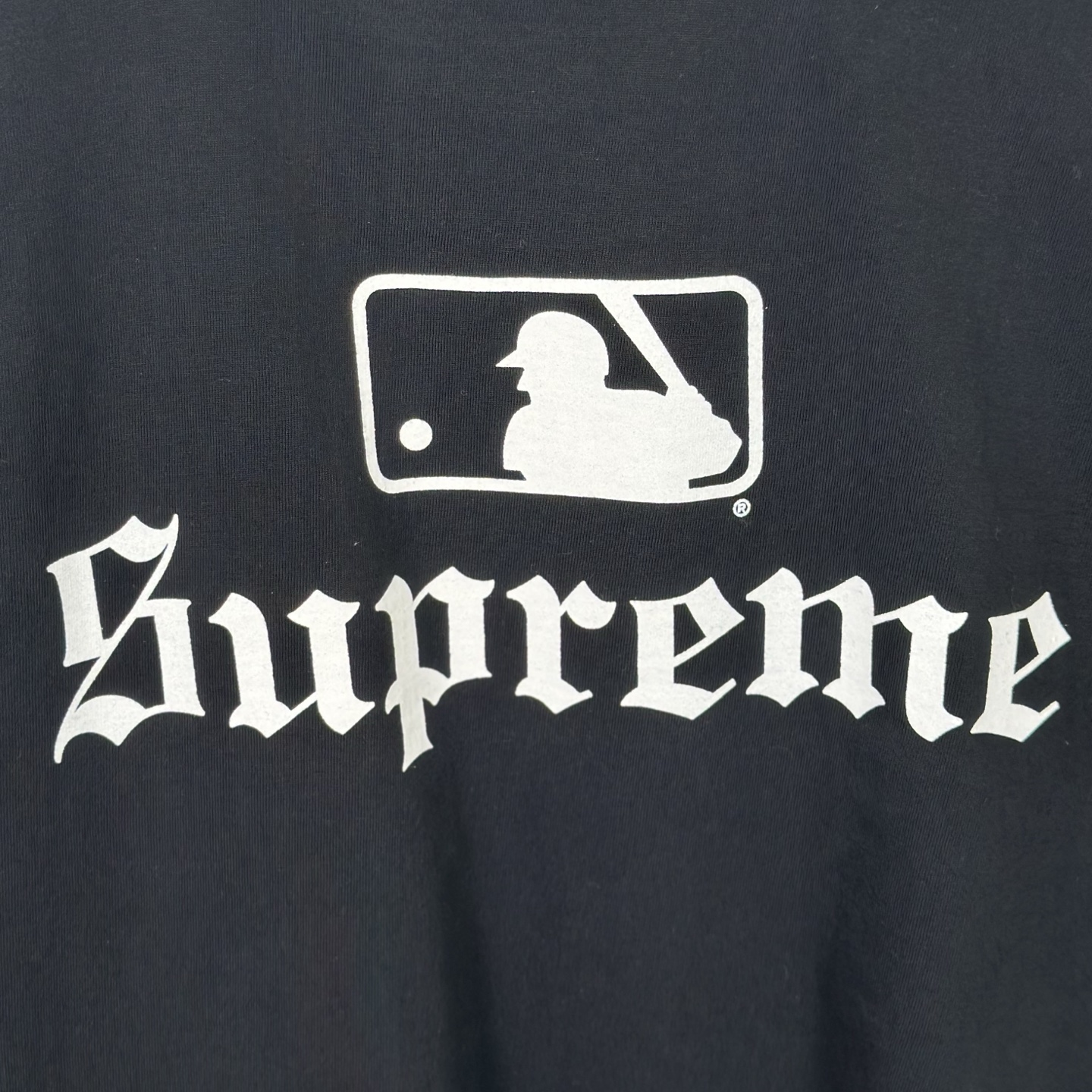 SUPREME x MLB 联名款 NEW YORK YANKEES TEE   字母 印花 logo圆领 短袖T恤 男女同款 黑色 白色   