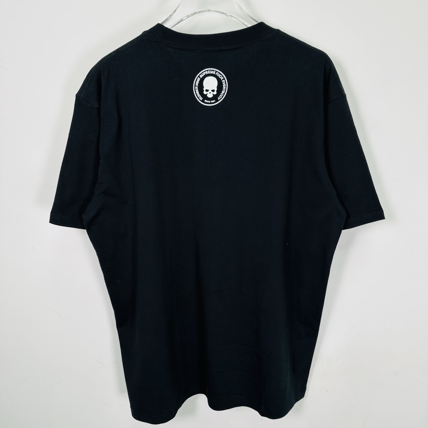 闭嘴T恤 SUPREME X NUMBER （N）INE 联名款 SHUT UP TEE 英文字母 印花 logo圆领 短袖T恤 男女同款 黑色 白色   