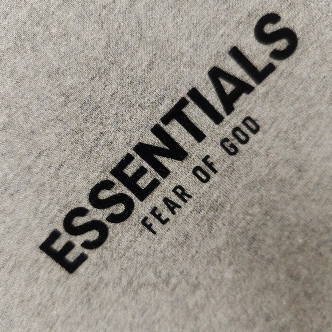 Fear Of God ESSENTIALS FOG胸口后背植绒  FOG 字母印花圆领短袖 T恤 男女同款 夏款  