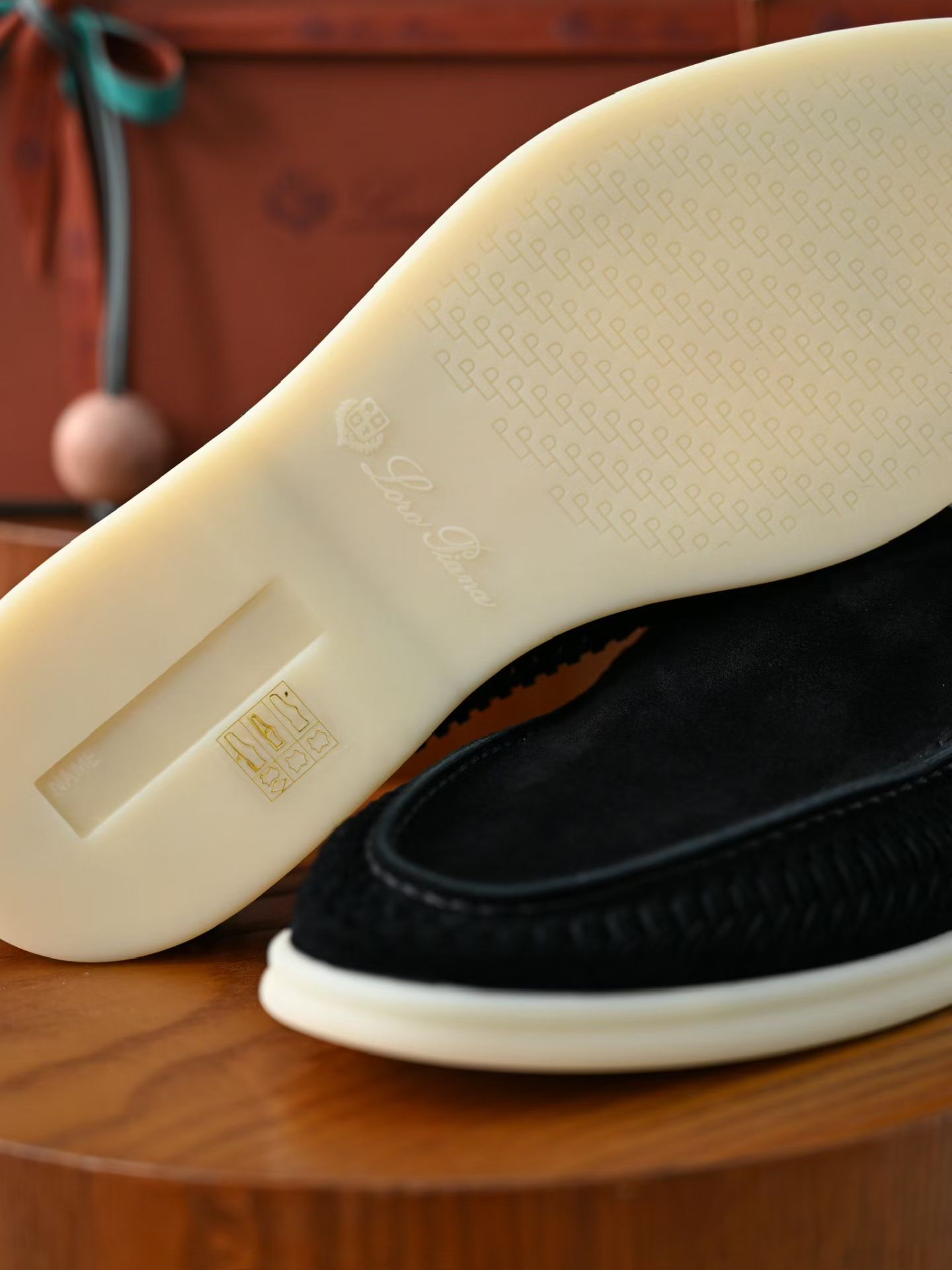 Loro Piana LP Summer Walk / End Walk — Low-Top, Comfortable, and Casual Men's Shoes (Suede) | High-Top Chelsea Boots FAP6922_H027