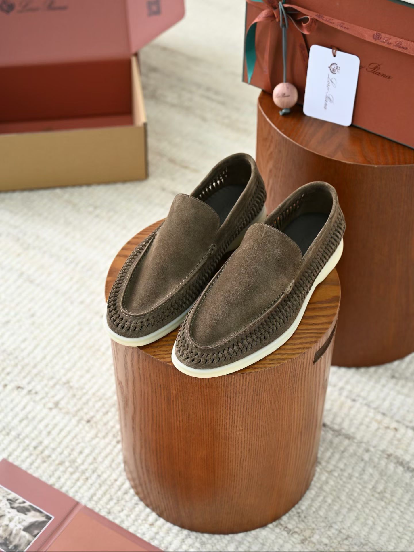 Loro Piana LP Summer Walk / End Walk — Low-Top, Comfortable, and Casual Men's Shoes (Suede) | High-Top Chelsea Boots FAP6922_H027