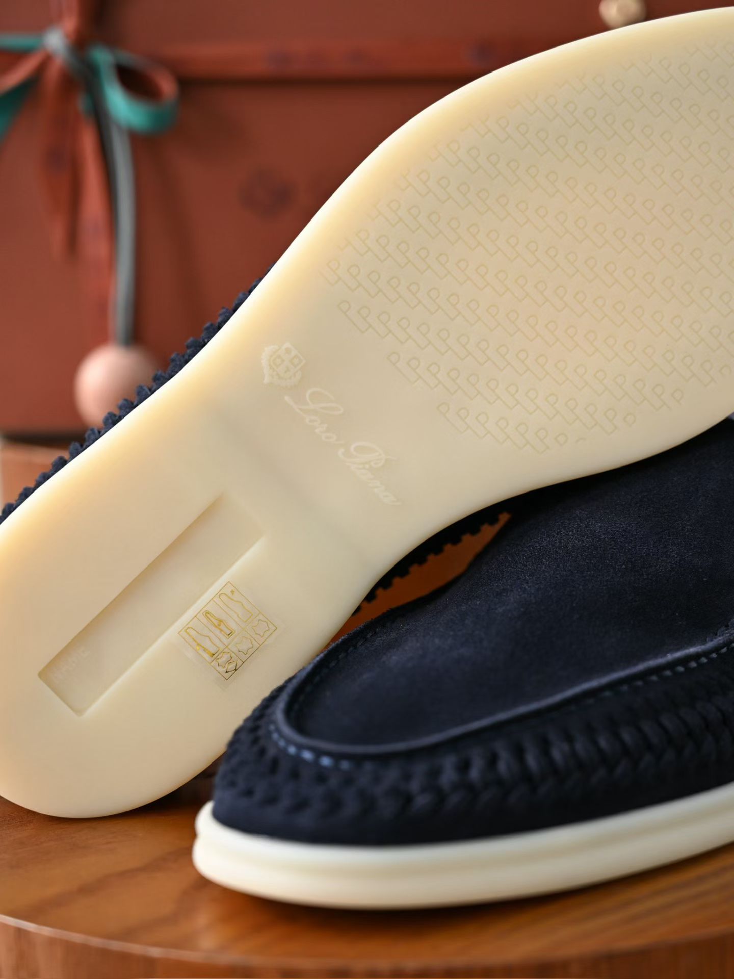 Loro Piana LP Summer Walk / End Walk — Low-Top, Comfortable, and Casual Men's Shoes (Suede) | High-Top Chelsea Boots FAP6922_H027