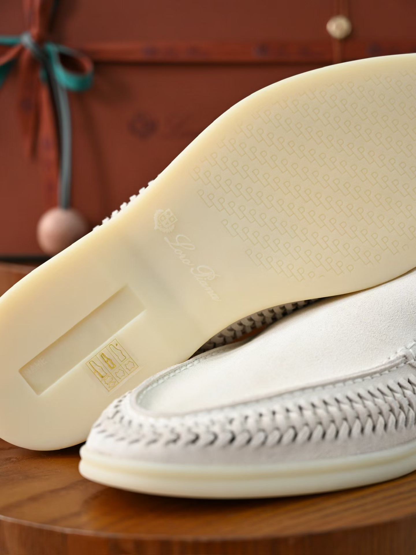 Loro Piana LP Summer Walk / End Walk — Low-Top, Comfortable, and Casual Men's Shoes (Suede) | High-Top Chelsea Boots FAP6922_H027