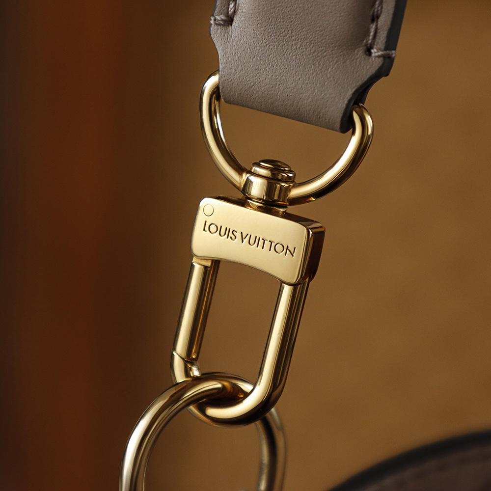 LOUIS VUITTON NEONOE 全钢五金 经典老花 印花 拉链 涂层帆布  单肩斜挎包 黑色  A0 M45555