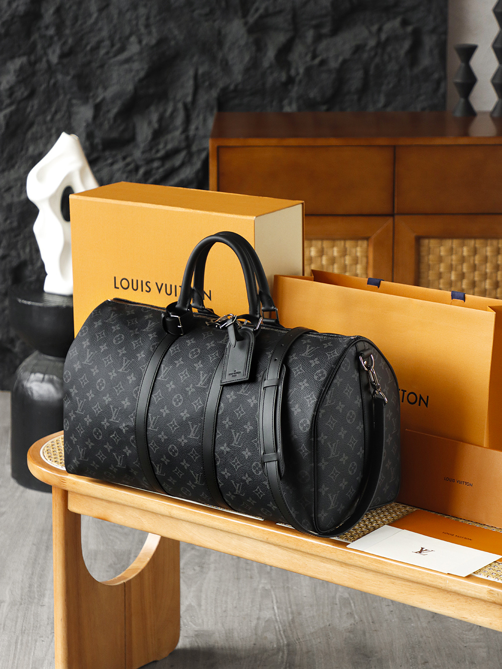 Louis Vuitton LV Keepall Bandoulière 50 Travel Bag — Monogram Canvas with Gold-Tone Hardware — 1:1 Top-Tier Replica (A0 M14202)