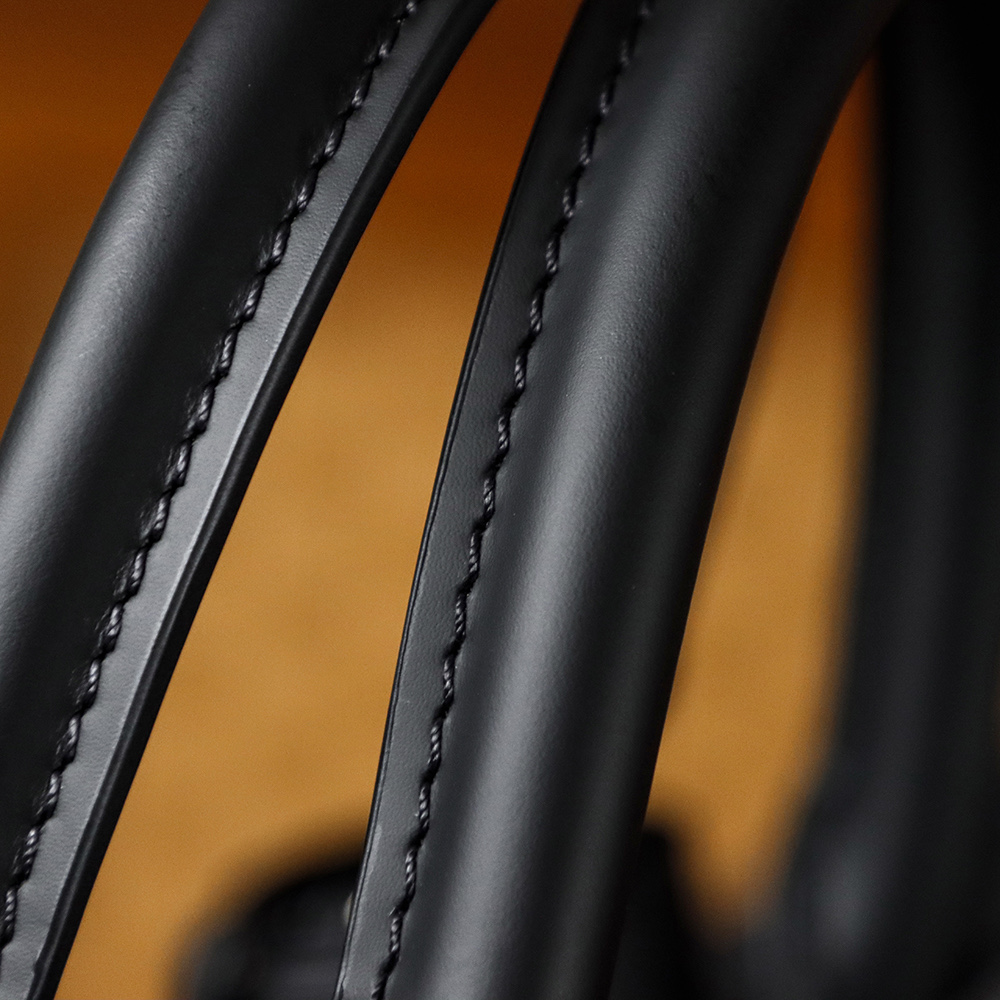 Louis Vuitton LV Keepall Bandoulière 50 Travel Bag — Monogram Canvas with Gold-Tone Hardware — 1:1 Top-Tier Replica (A0 M14202)