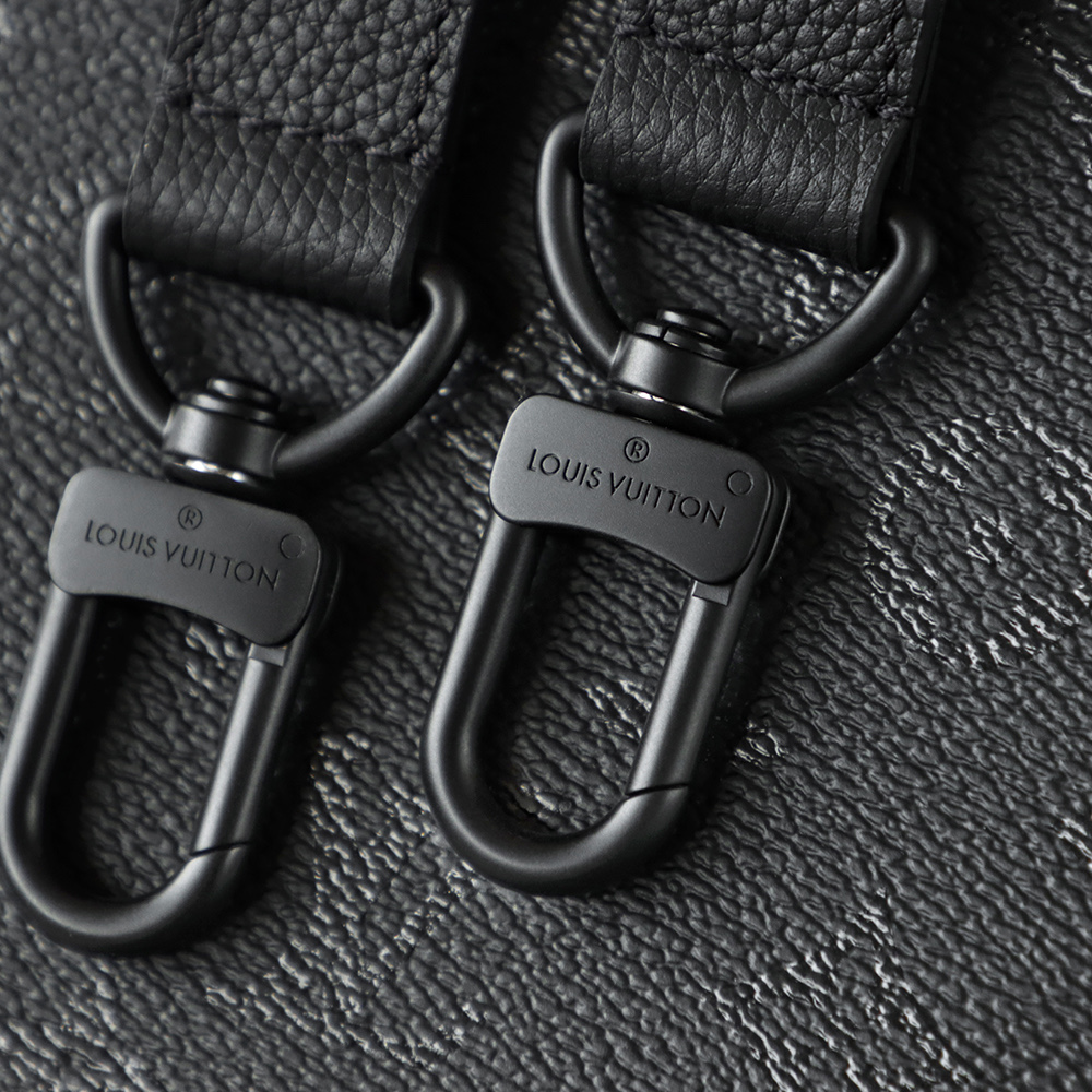 Louis Vuitton Nil  Monogram Midnight LV Travel Bag — Monogram Canvas with Gold-Tone Hardware — 1:1 Top-Tier Replica (A0 M26783)