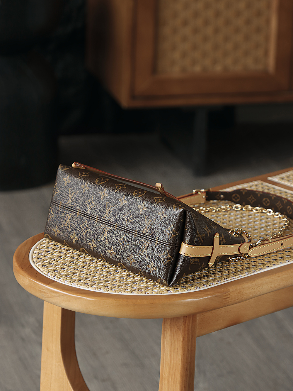 Louis Vuitton Carryall BB LV Travel Bag — Monogram Canvas with Gold-Tone Hardware — 1:1 Top-Tier Replica (A0 M13014)