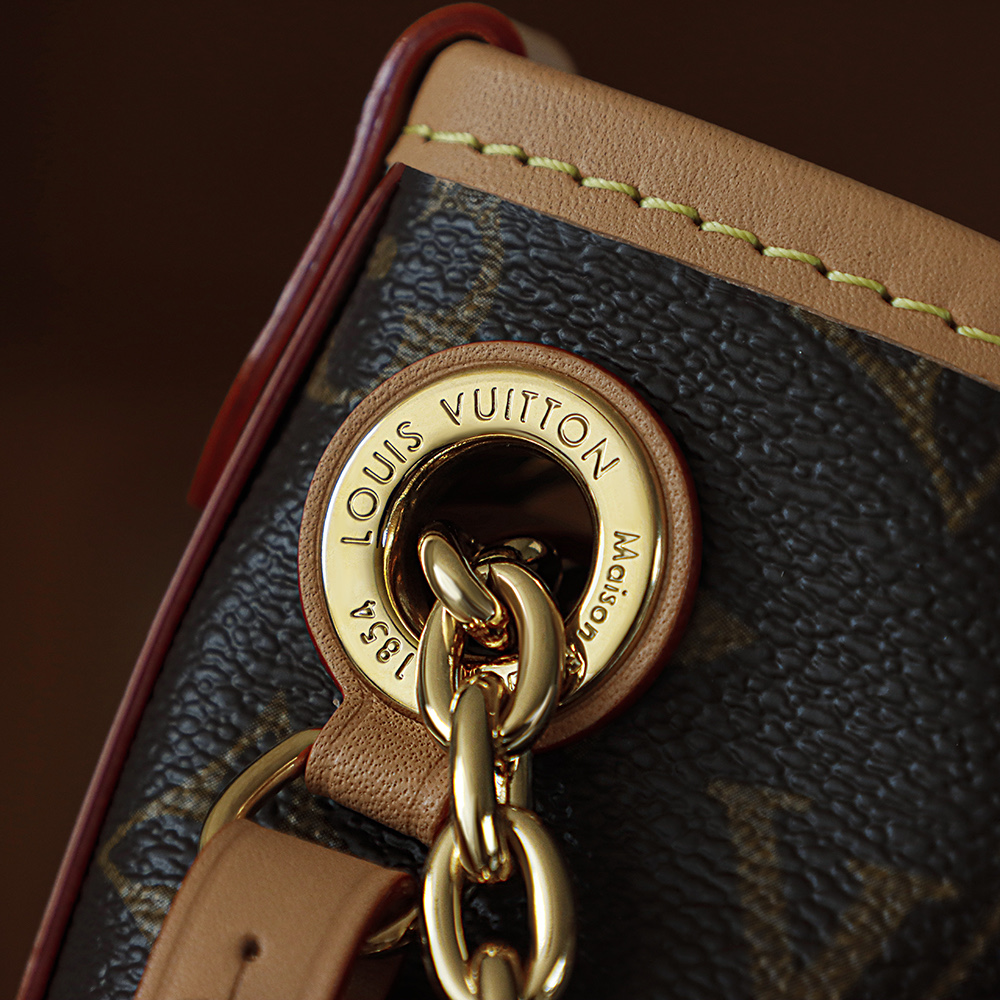 Louis Vuitton Carryall BB LV Travel Bag — Monogram Canvas with Gold-Tone Hardware — 1:1 Top-Tier Replica (A0 M13014)