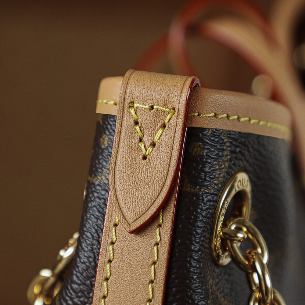 Louis Vuitton Carryall BB LV Travel Bag — Monogram Canvas with Gold-Tone Hardware — 1:1 Top-Tier Replica (A0 M13014)