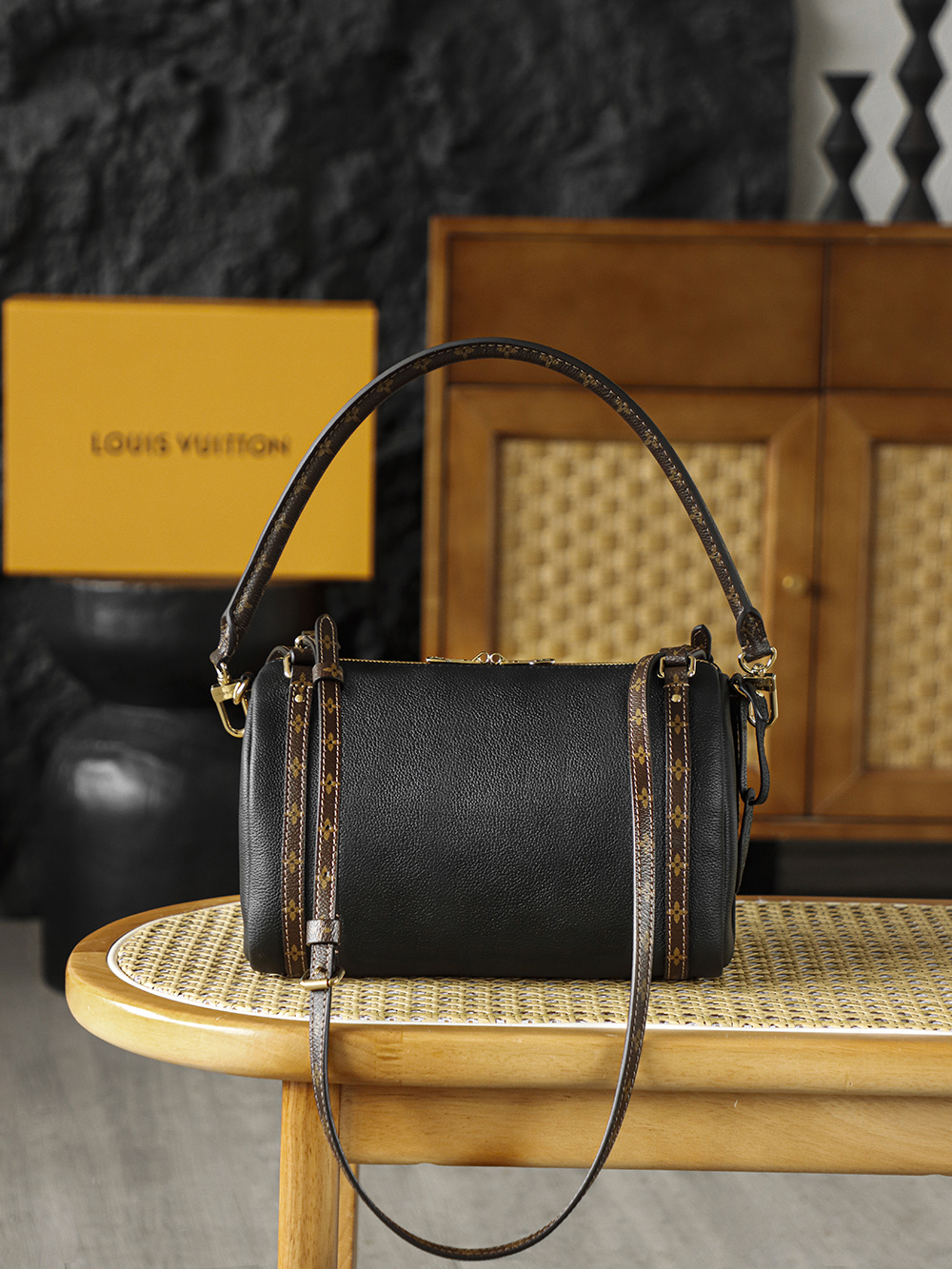 Louis Vuitton Express LV Travel Bag — Monogram Canvas with Gold-Tone Hardware — 1:1 Top-Tier Replica (A0 M26039)